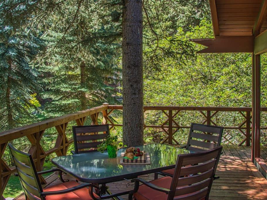 Treehouse On The Stream Sundance, Utah