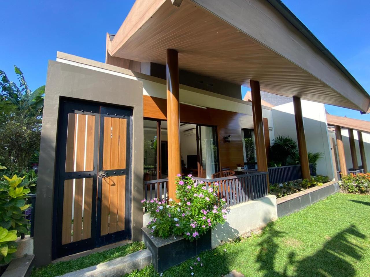 Luxurious Modern Villa at Vimala Hills view 3