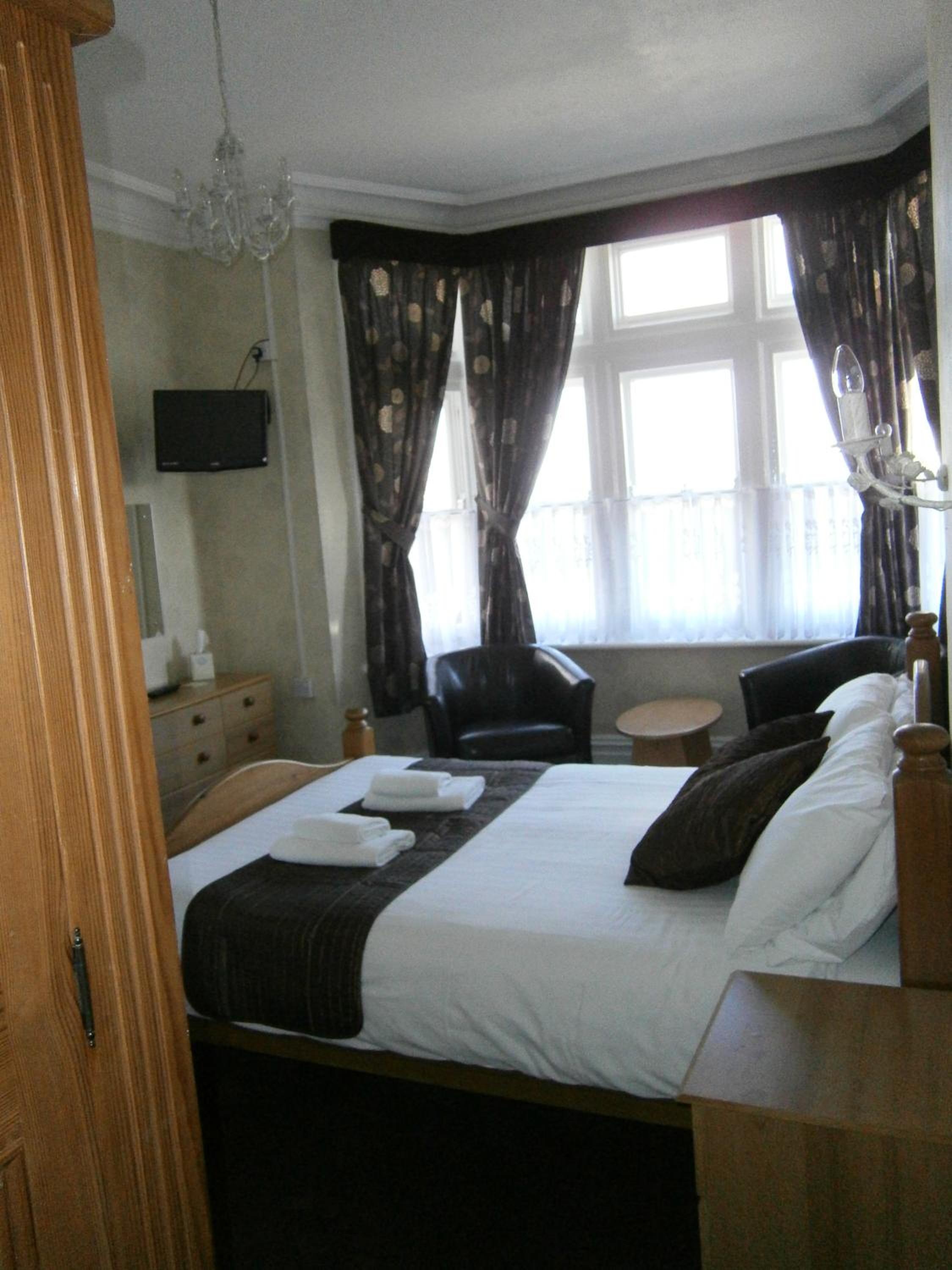 Woodthorpe Hotel