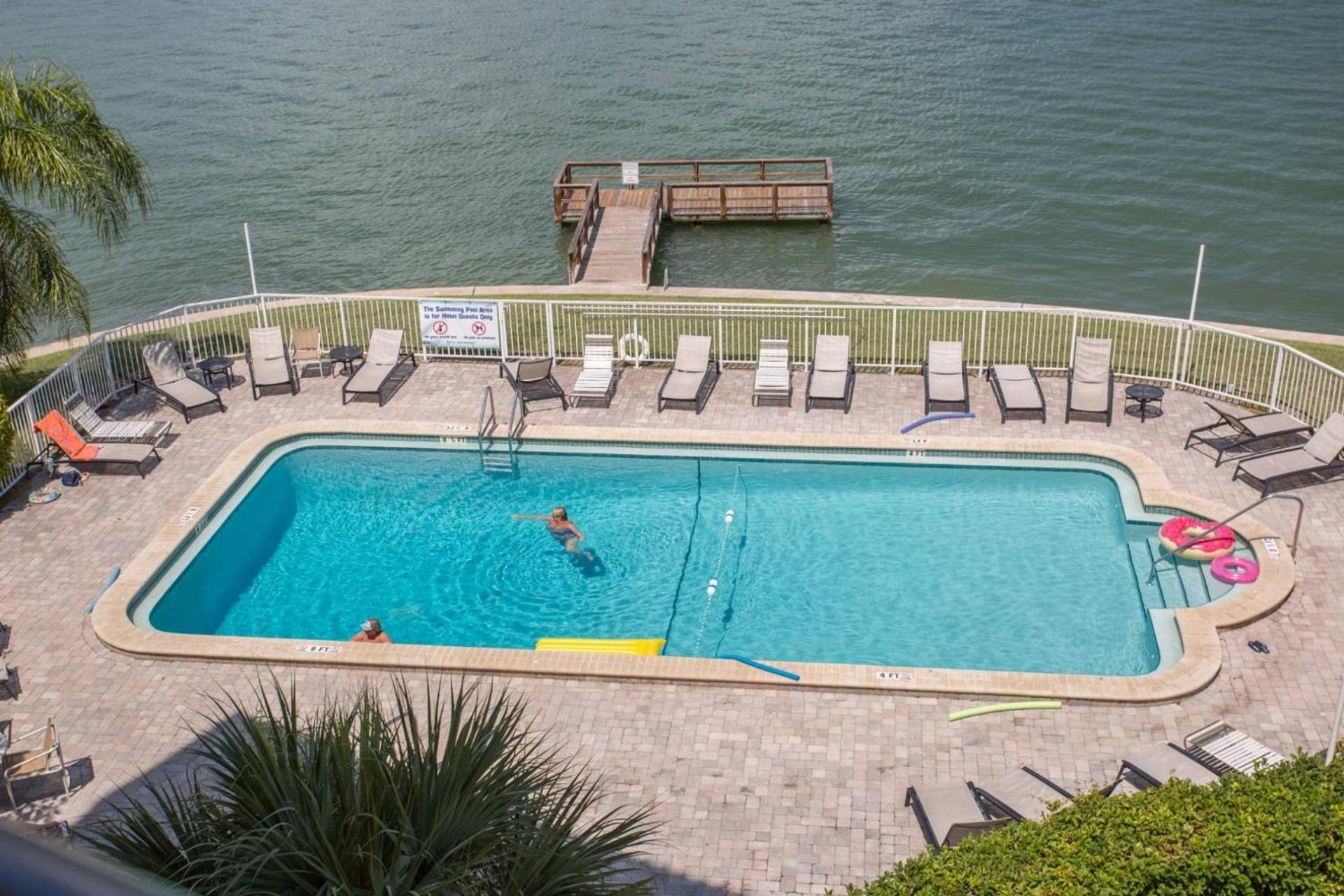 309 - Palms of Treasure Island view 4