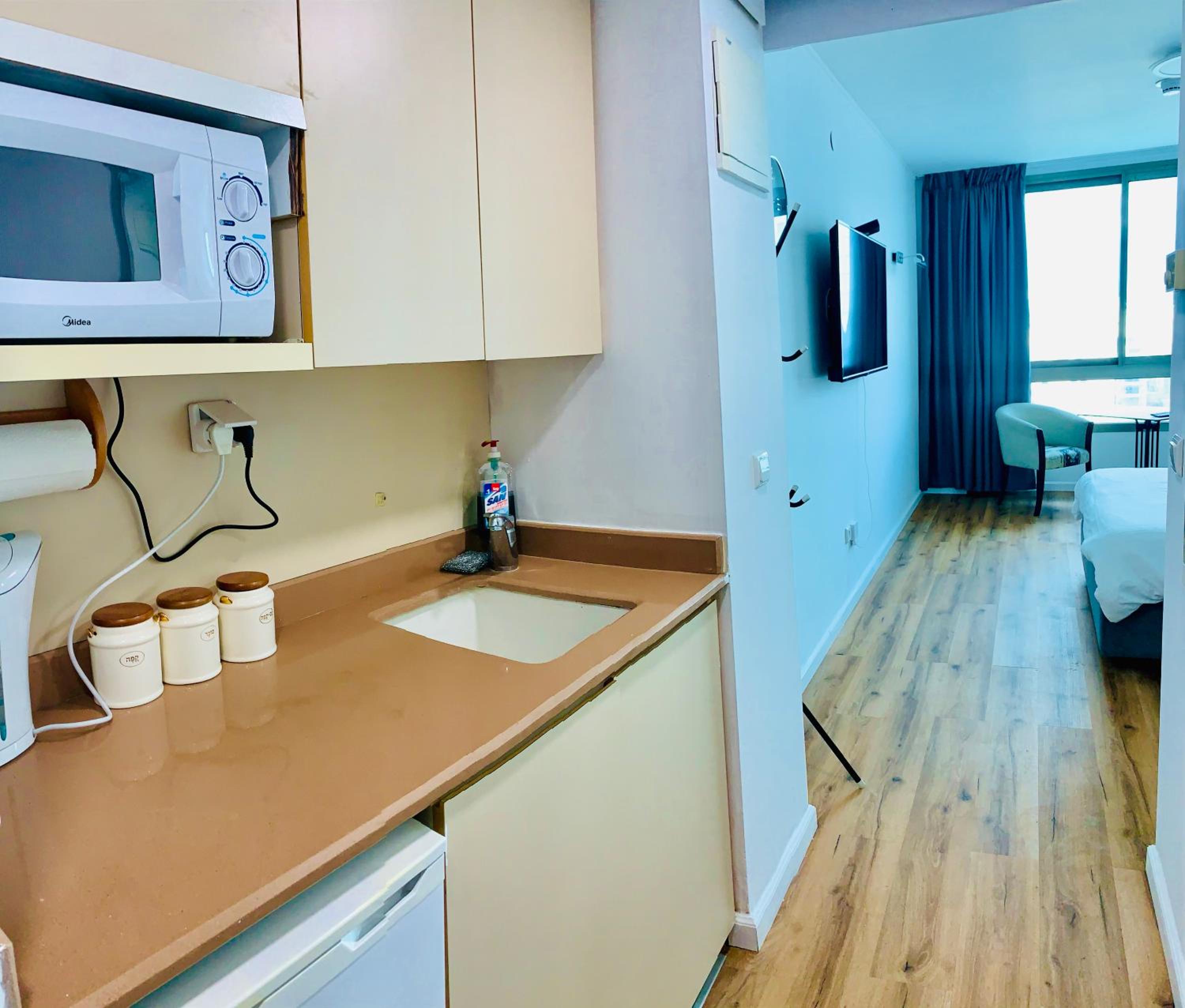 Sea Breeze Apartments