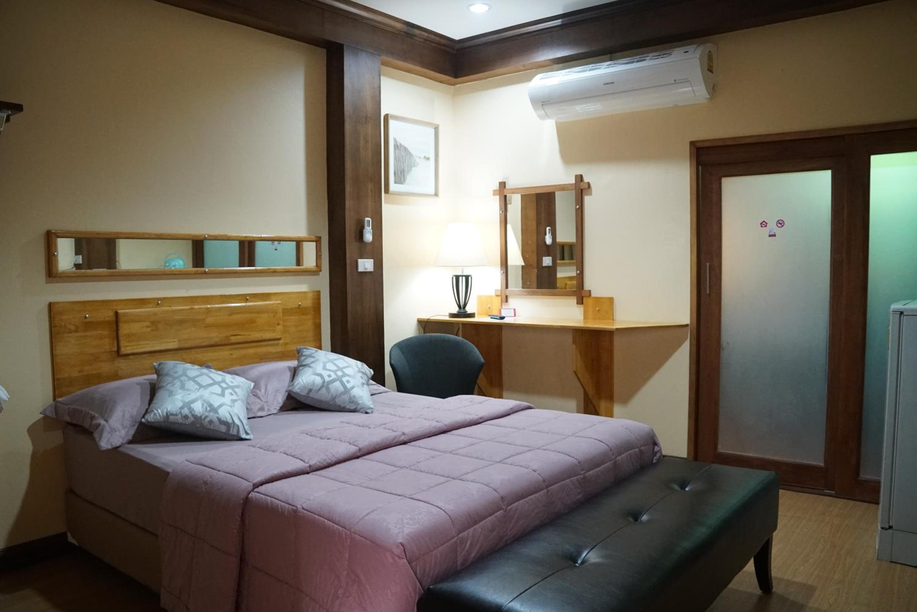Little Guest House Hotel