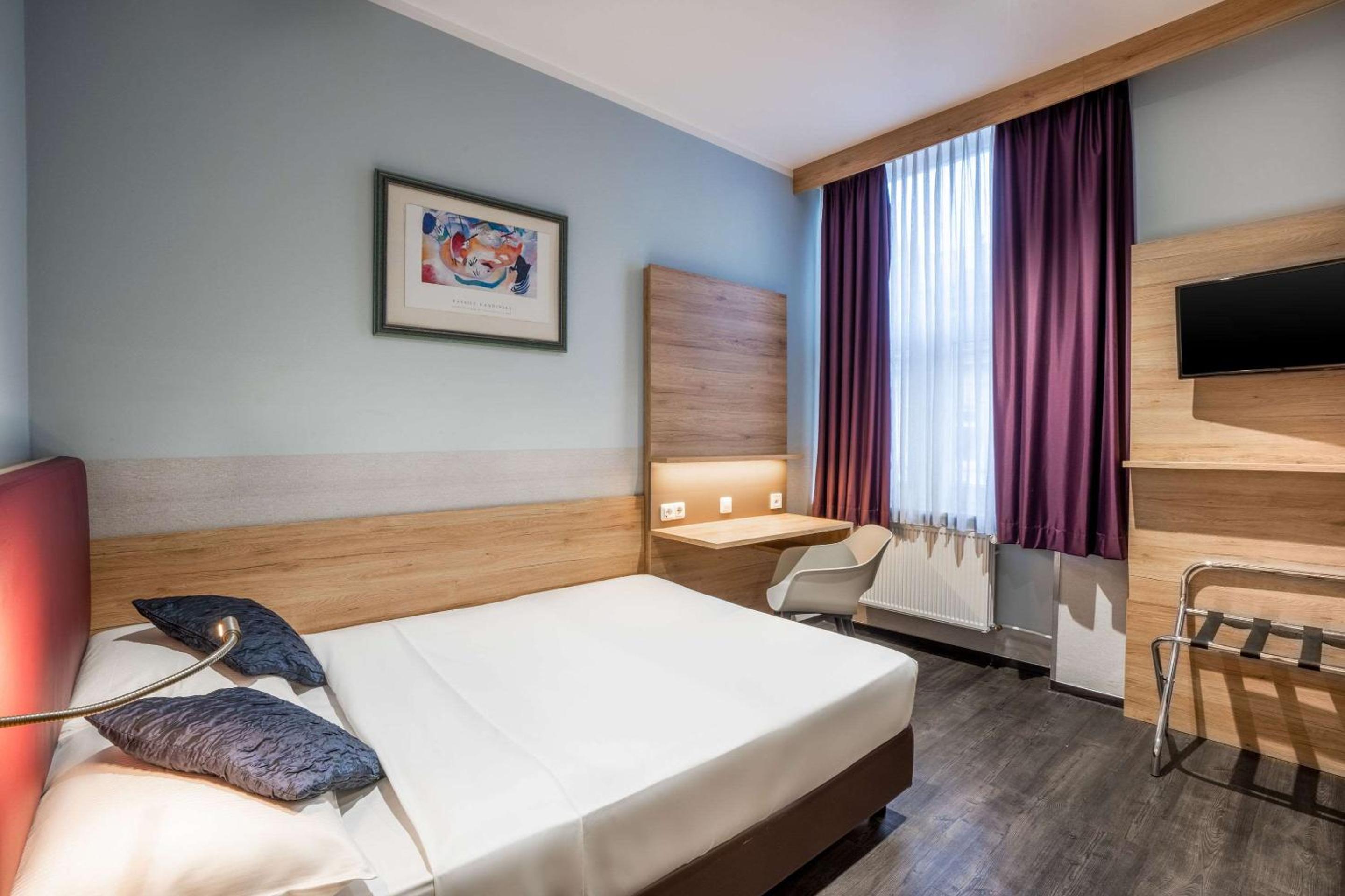 Comfort Hotel Frankfurt Central Station - Property Image 7