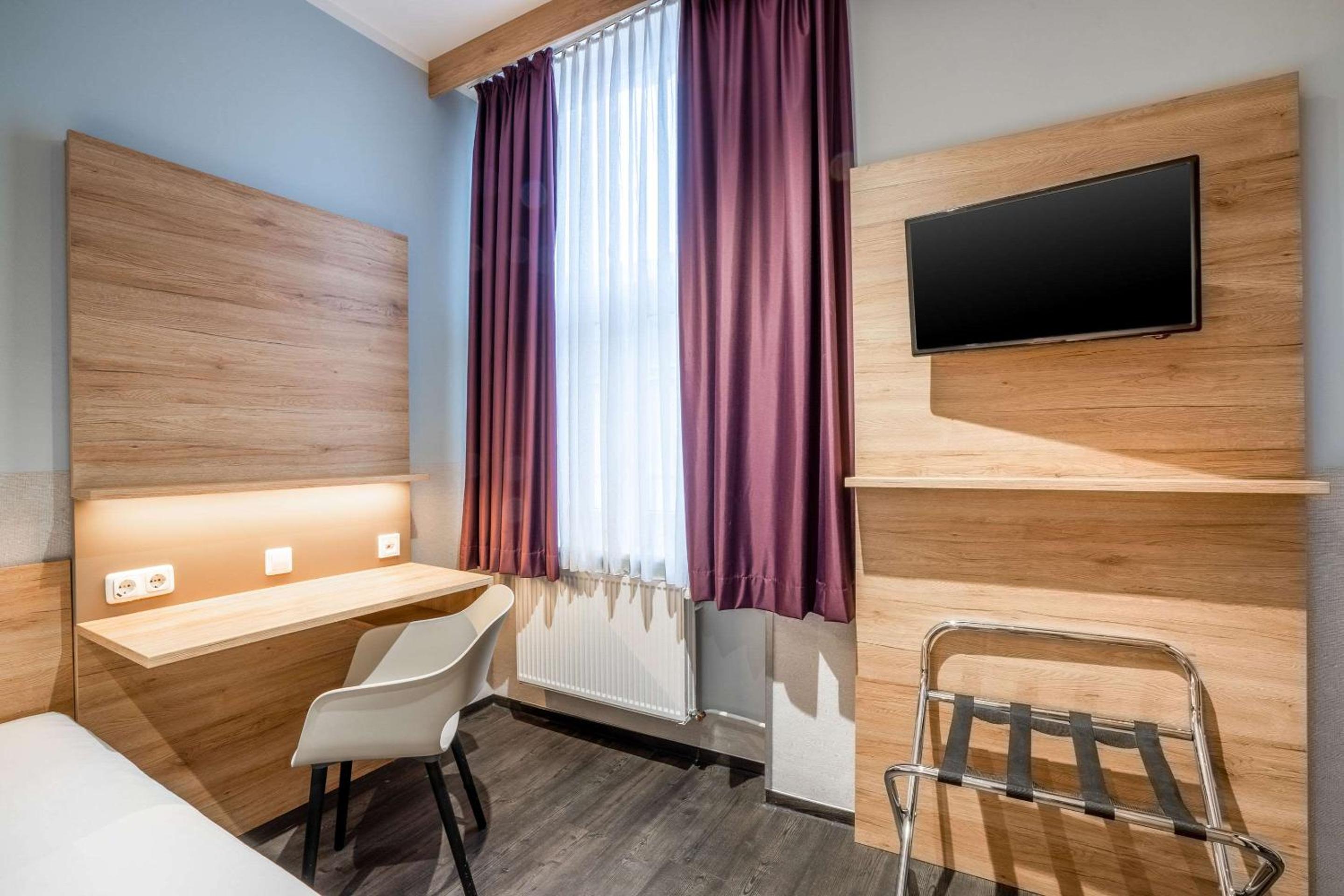Comfort Hotel Frankfurt Central Station - Property Image 6