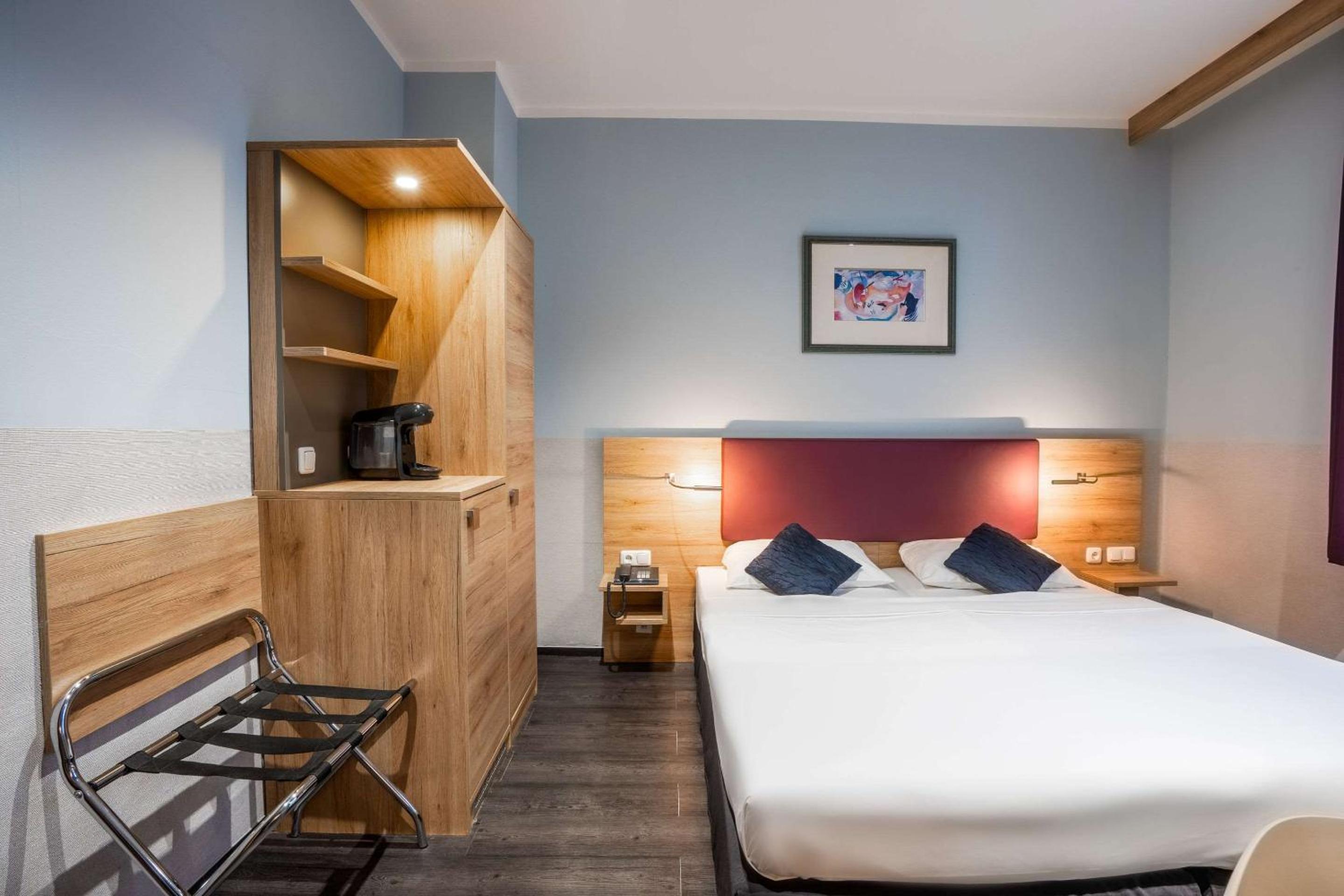 Comfort Hotel Frankfurt Central Station - Property Image 12