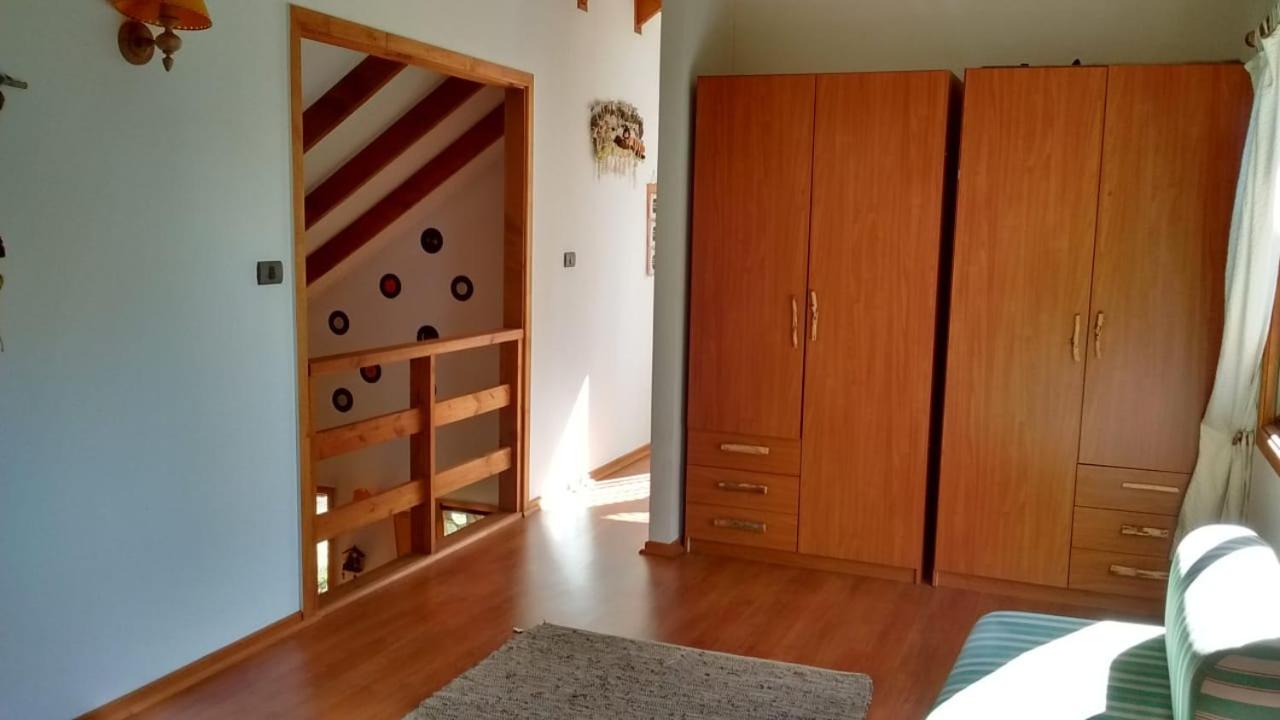 Photo 33