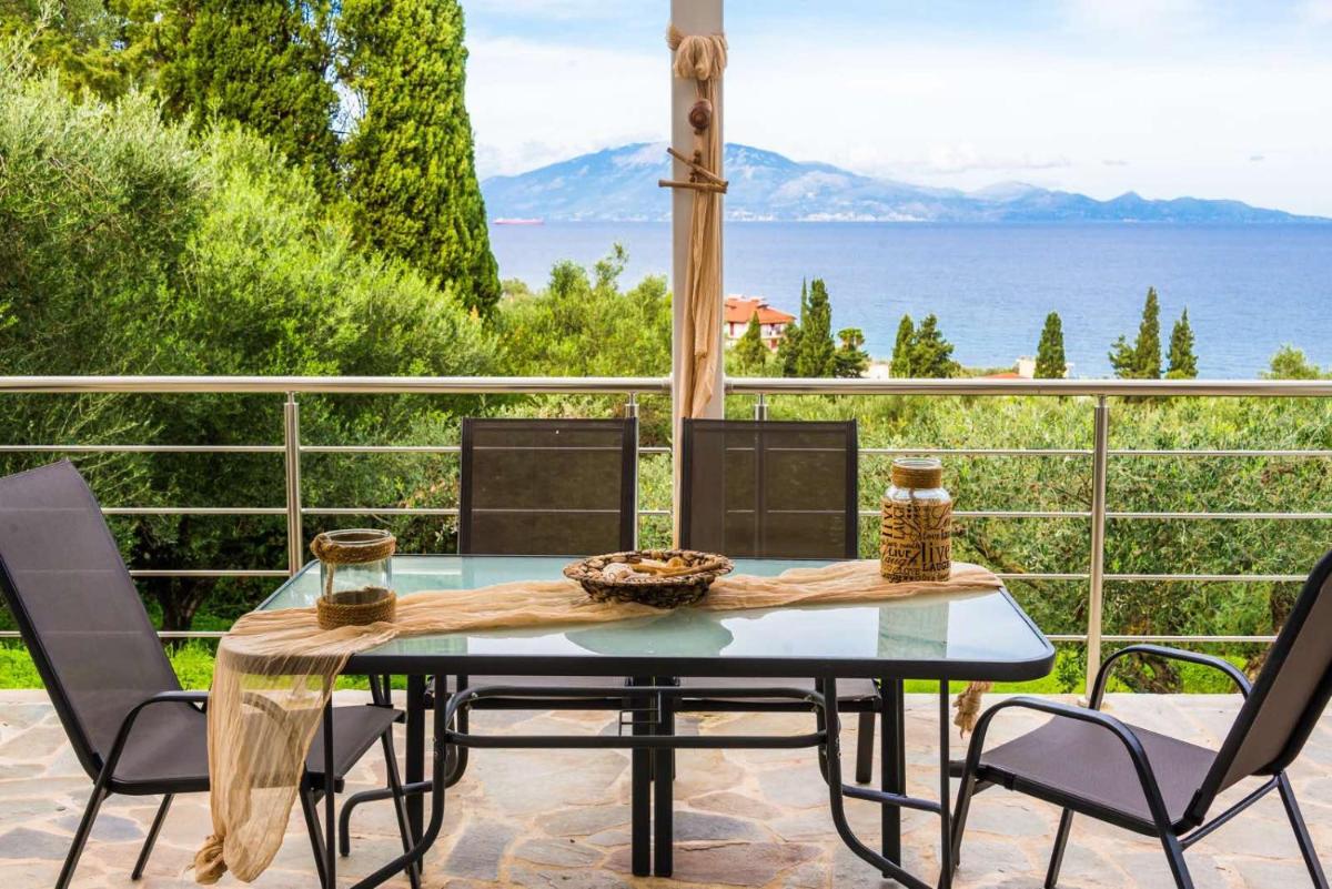 Ammoudi Harmony Villa photo 3