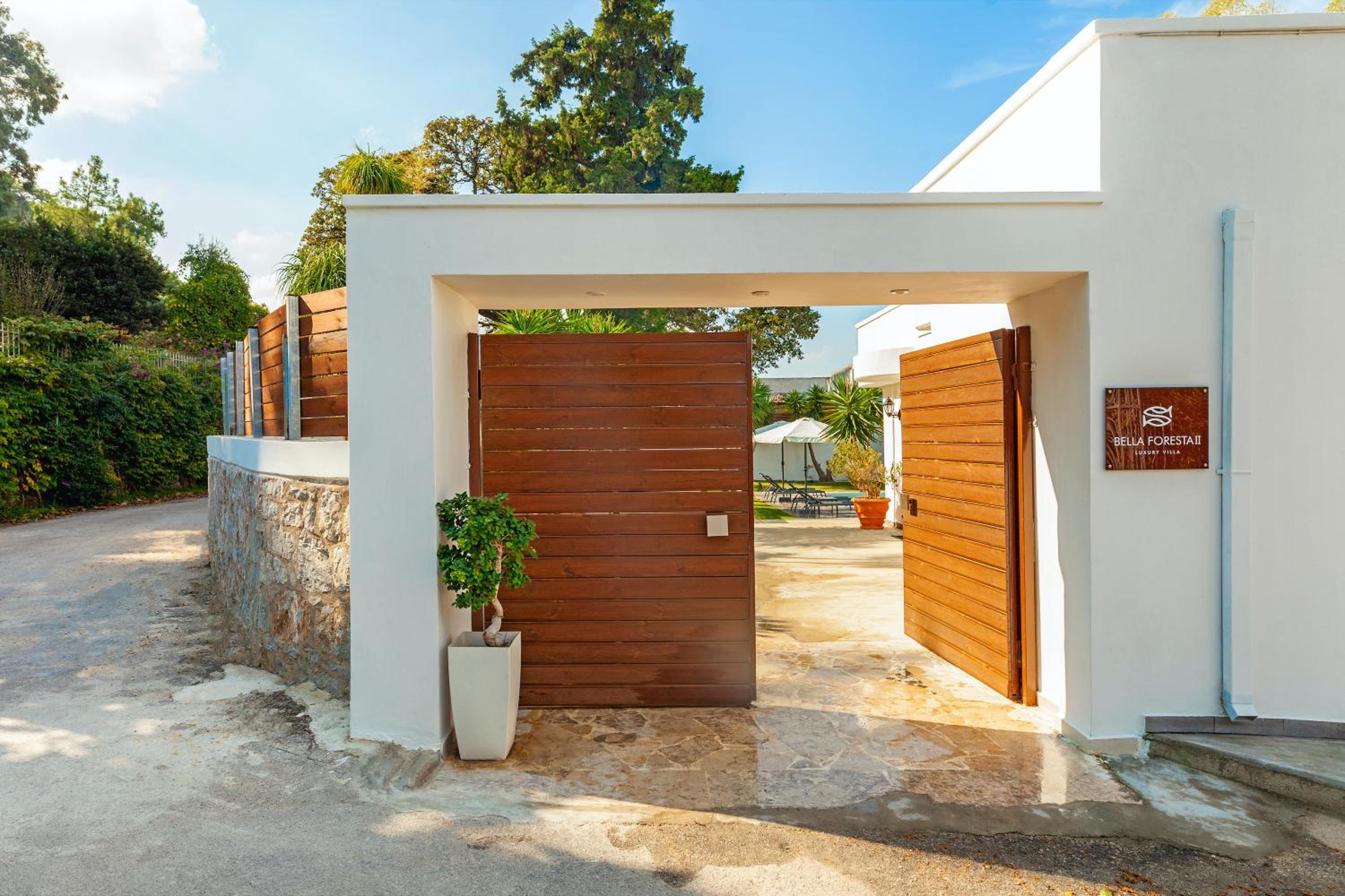 Hotel Bella Foresta Villa II - Image 1