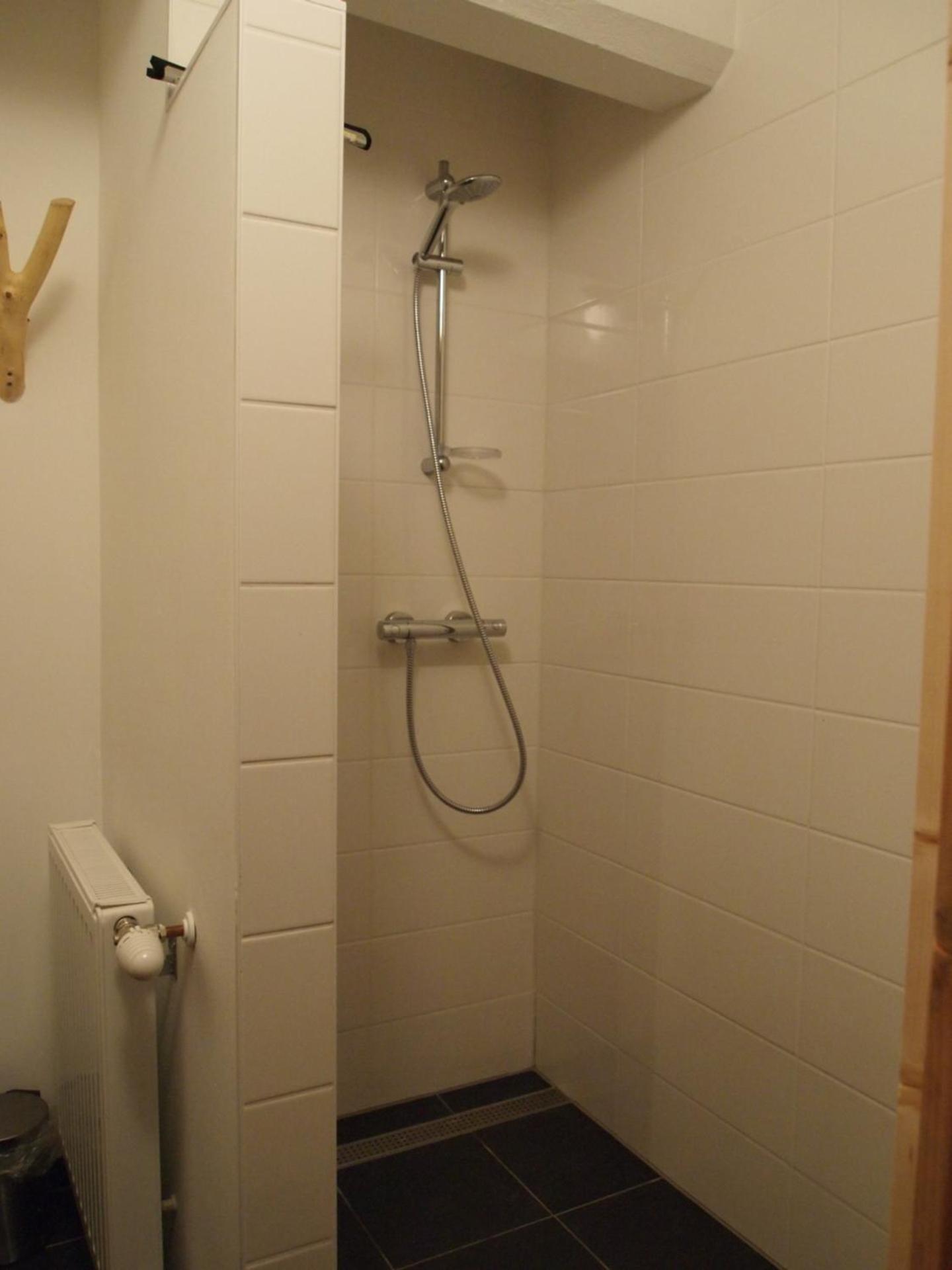 Photo 32