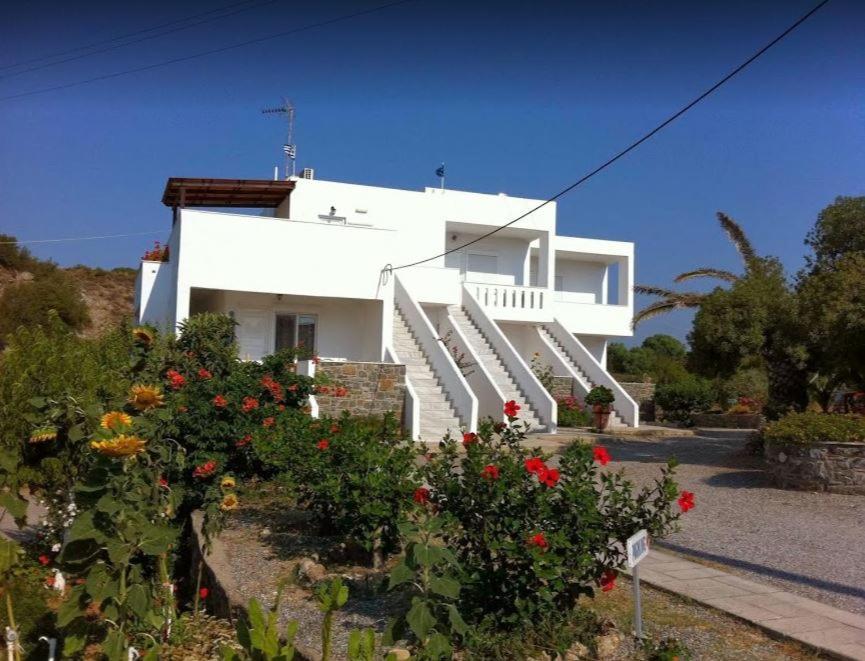 Tselios Apartments & Studios view 2