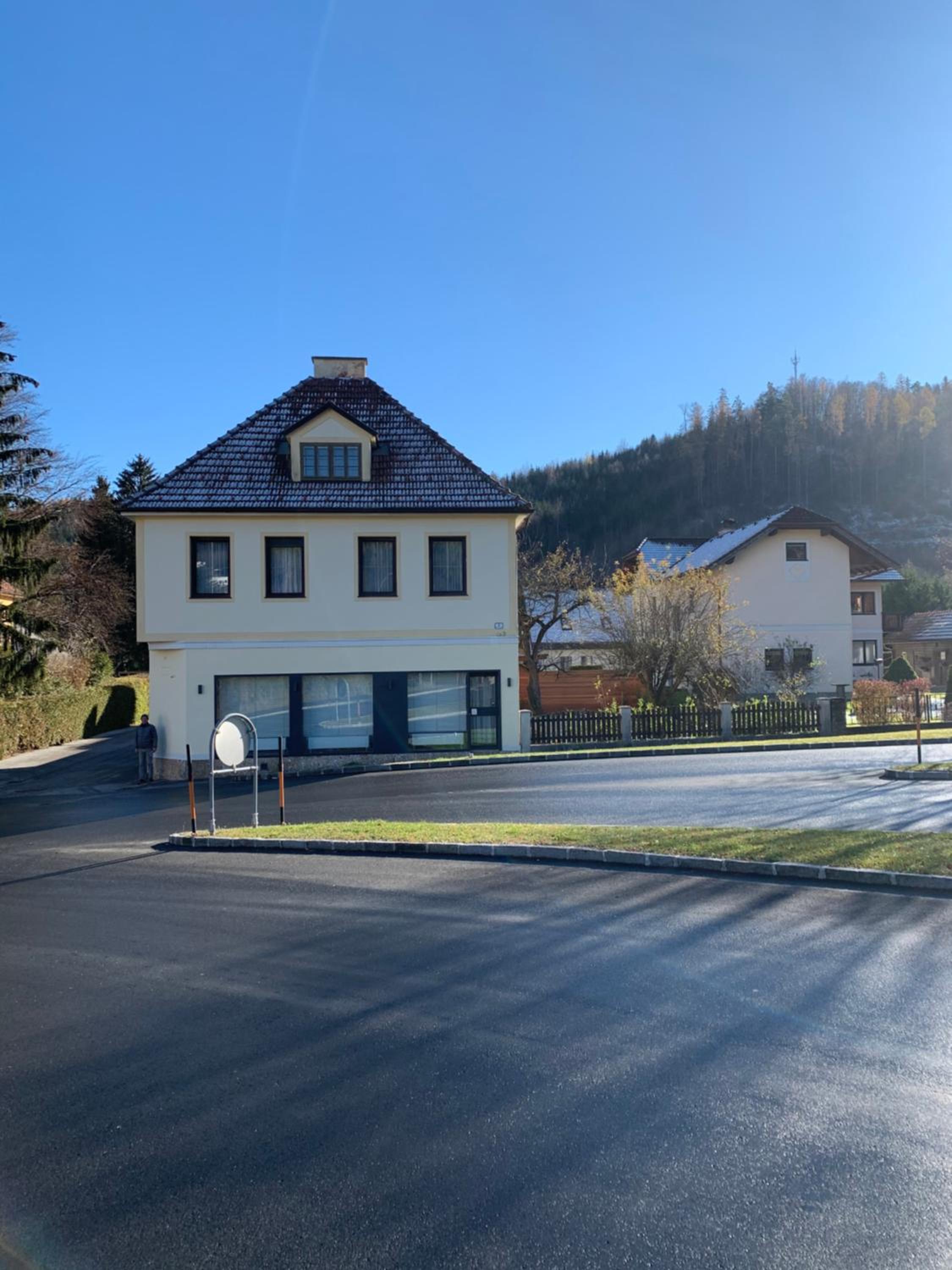 HAUS ZWEI