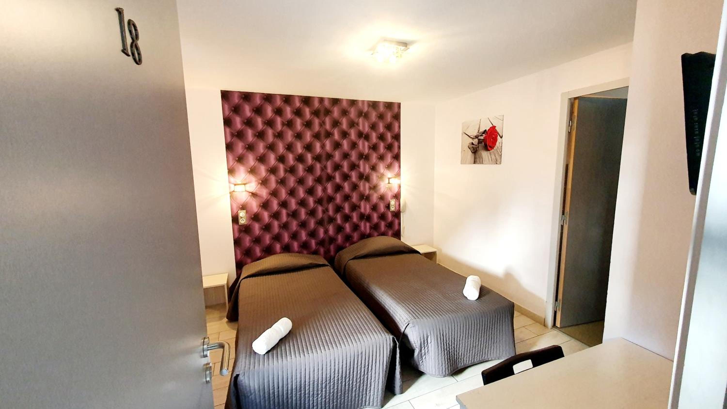 hotel room