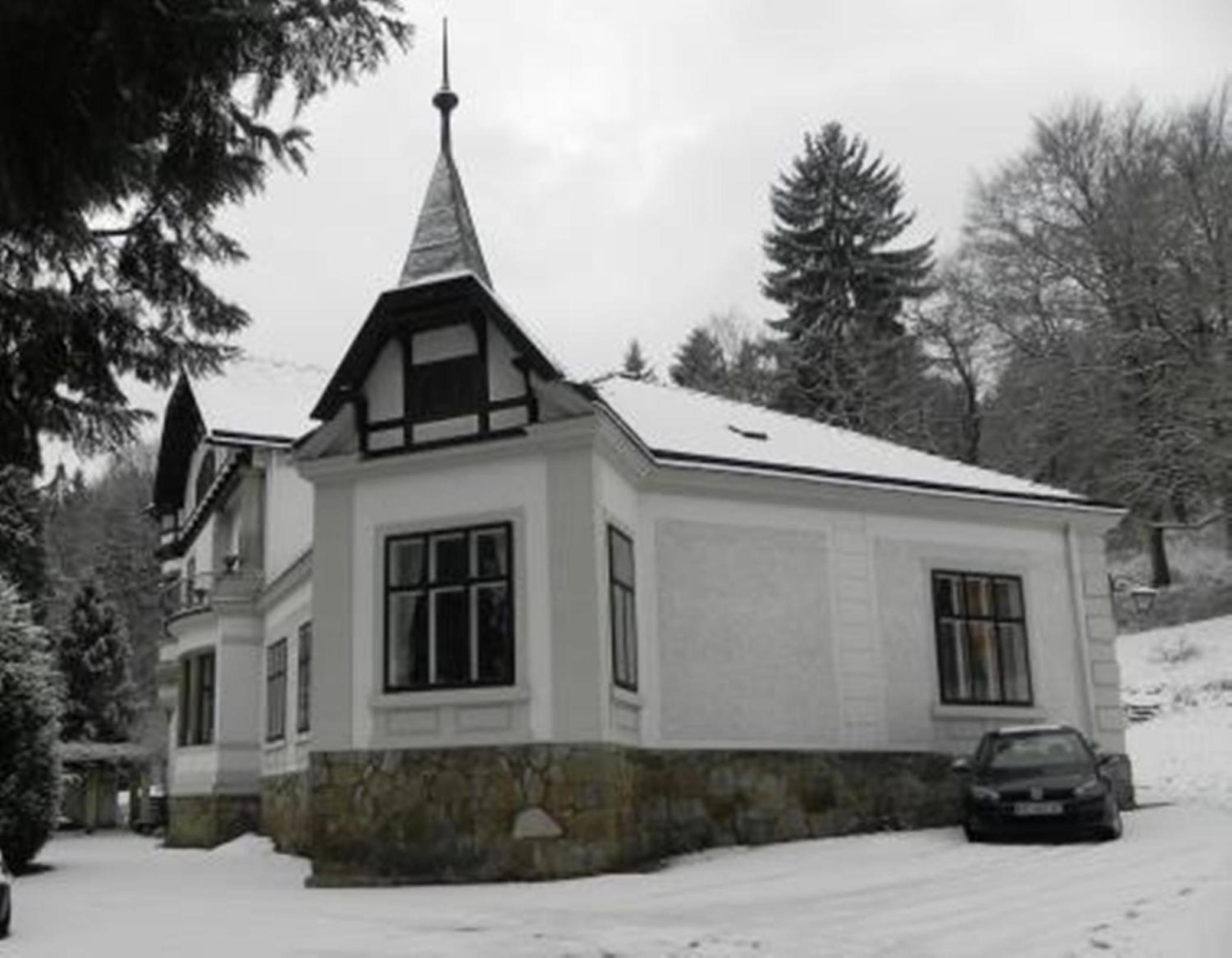 Photo 43