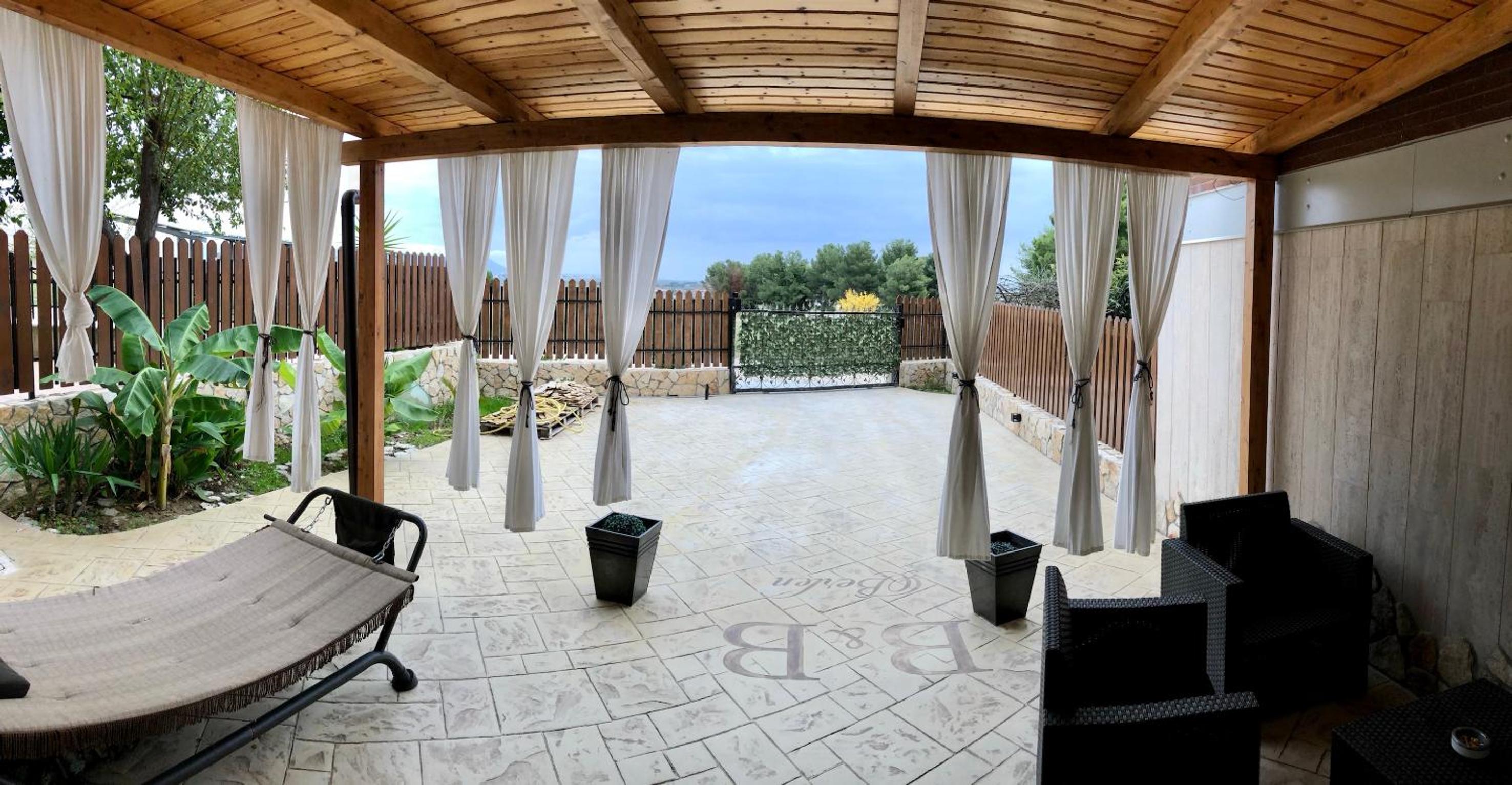 B&B Berlen en Torre Maggiore — balance & terrace