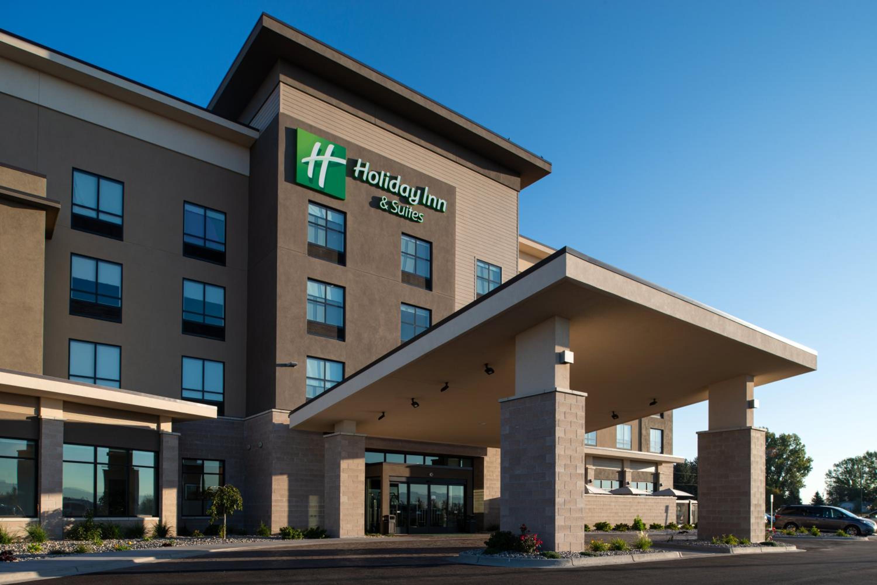Hotel Holiday Inn & Suites - Idaho Falls, an IHG Hotel - Image 1