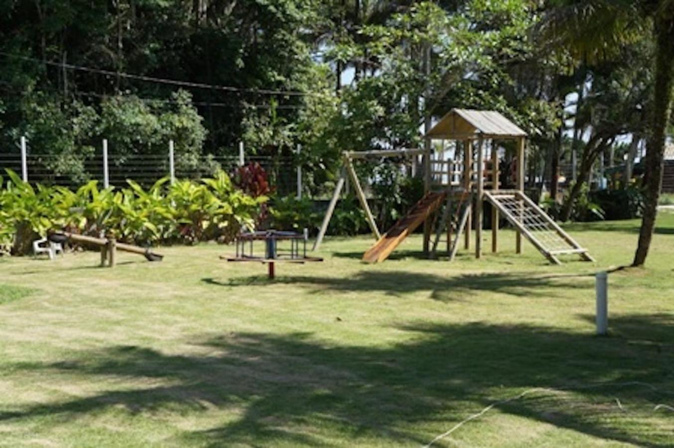 Casa Pé na Areia Condomínio fechado com piscina resort na Sununga - Ubatuba