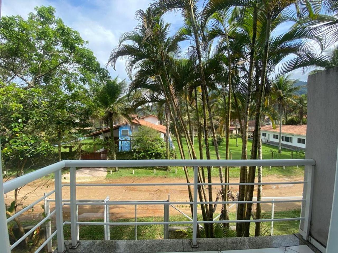 Casa Pé na Areia Condomínio fechado com piscina resort na Sununga - Ubatuba
