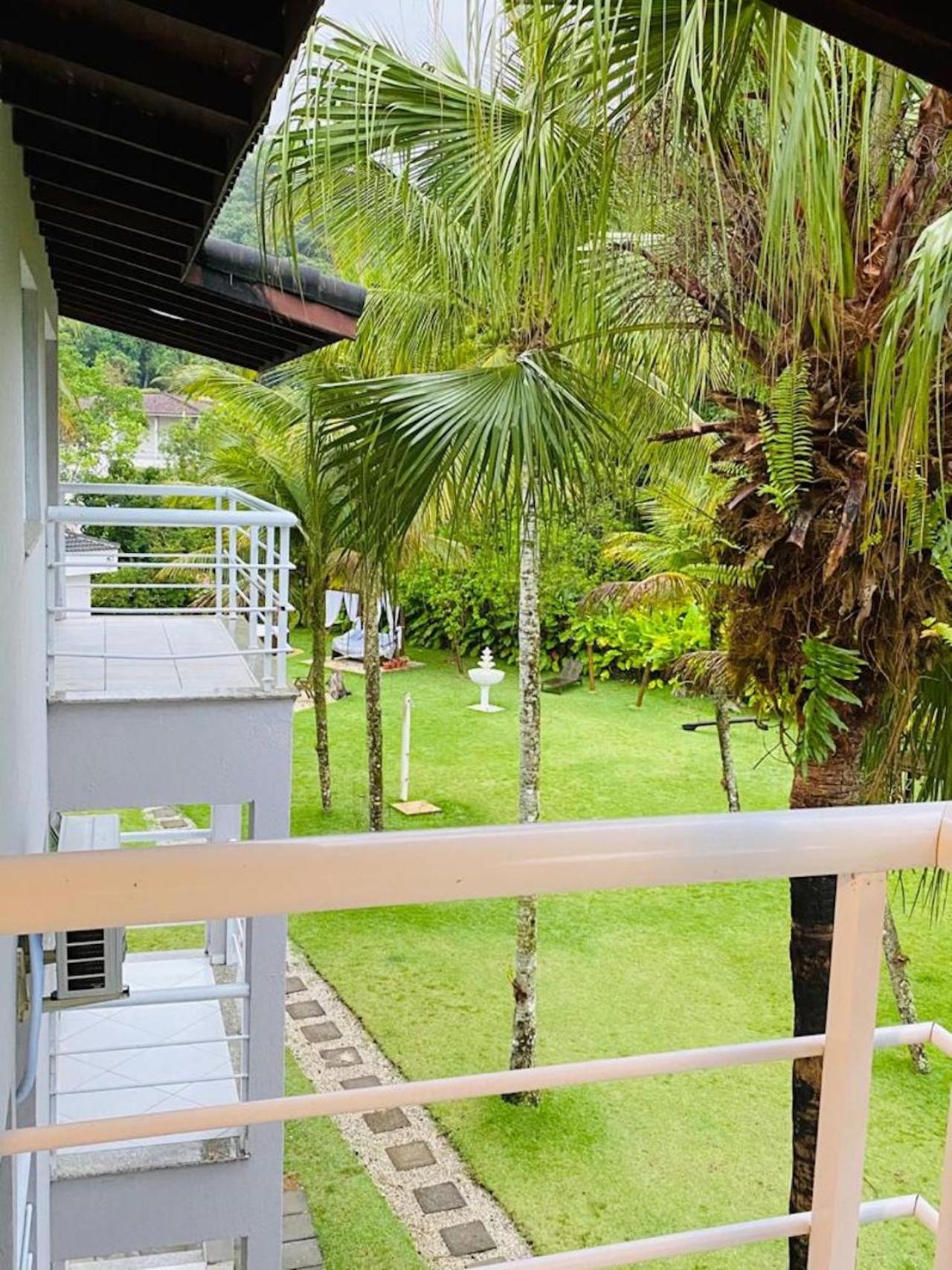 Casa Pé na Areia Condomínio fechado com piscina resort na Sununga - Ubatuba
