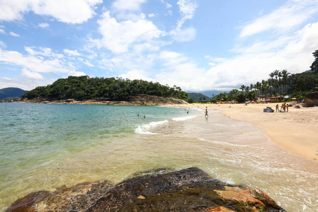 Casa Pé na Areia Condomínio fechado com piscina resort na Sununga - Ubatuba