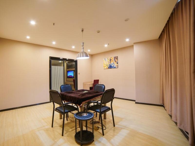 GreenTree Alliance Kunming Beijing Road Linyuqiao Subway Station Hotel