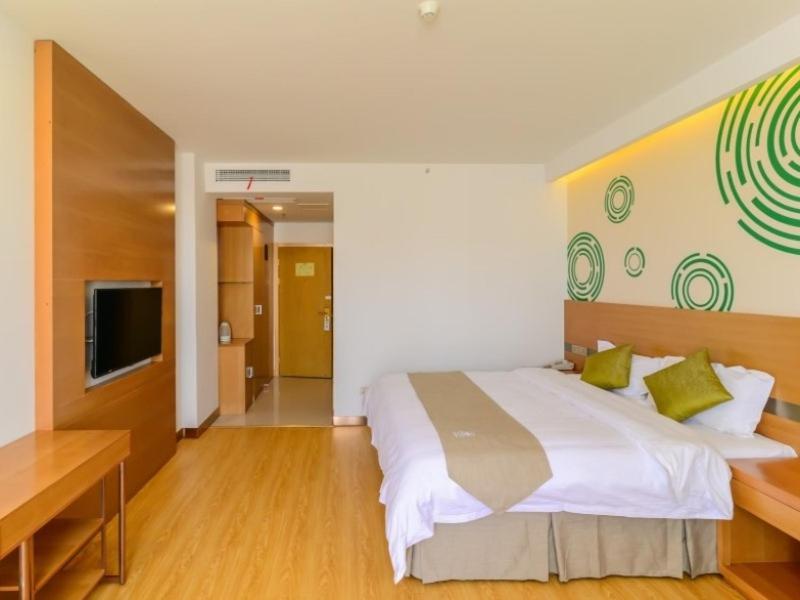 GreenTree Inn Wuhu Fangte Forth Phase Wanchun Fortune Plaza Business Hotel