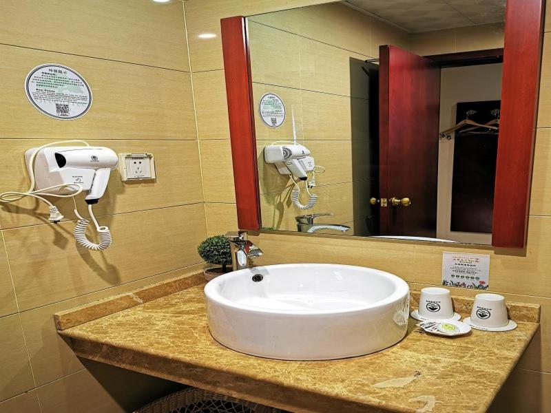 Songjiang Vacations - GreenTree Inn ShangHai Car Piers Studio Express Hotel - Property Image 5