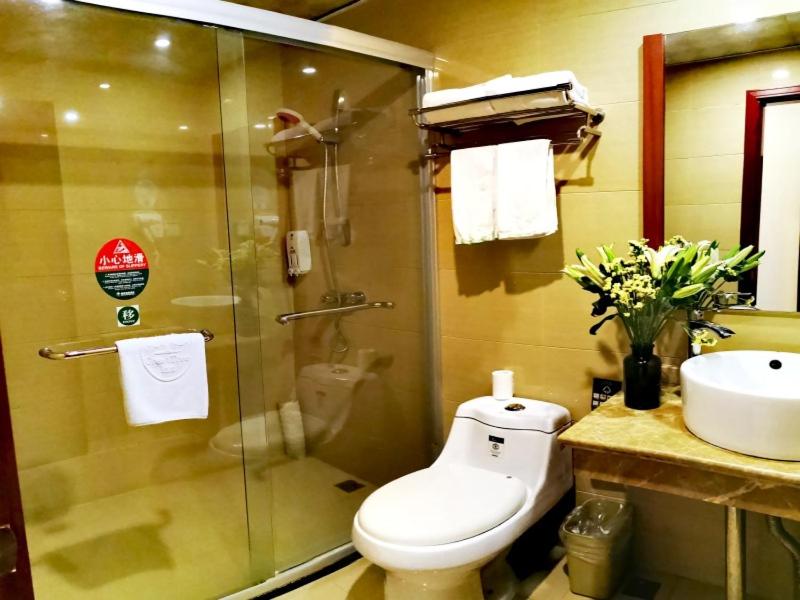 Songjiang Vacations - GreenTree Inn ShangHai Car Piers Studio Express Hotel - Property Image 2