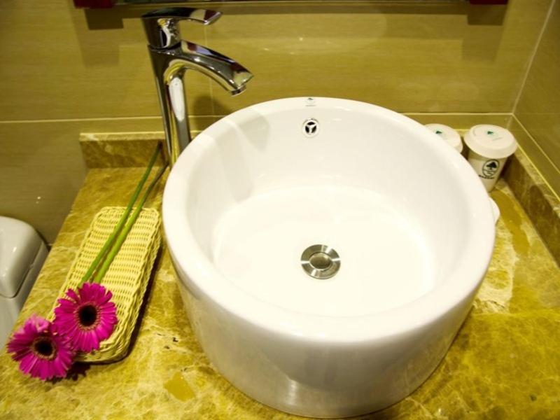 Songjiang Vacations - GreenTree Inn ShangHai Car Piers Studio Express Hotel - Property Image 11