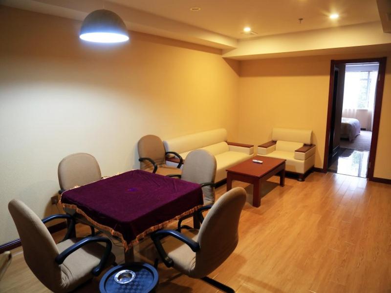 GreenTree Alliance Suzhou Taicang South Changchun Road Liuyuan Hotel
