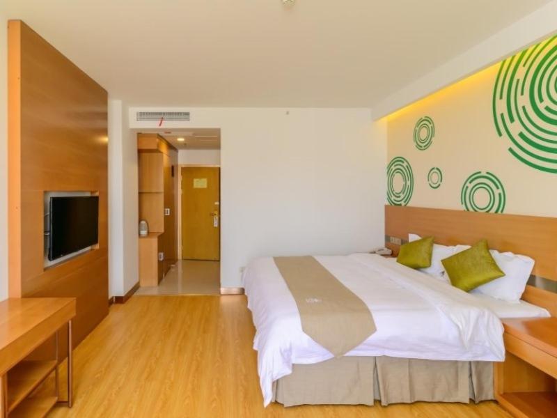 GreenTree Inn Wuhu Fangte Forth Phase Wanchun Fortune Plaza Business Hotel