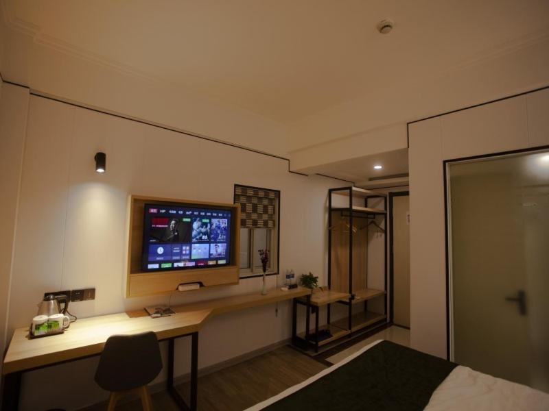 GreenTree Inn Jiangsu Lianyungang Guannan West Renmin Road Express Hotel - Property Image 9