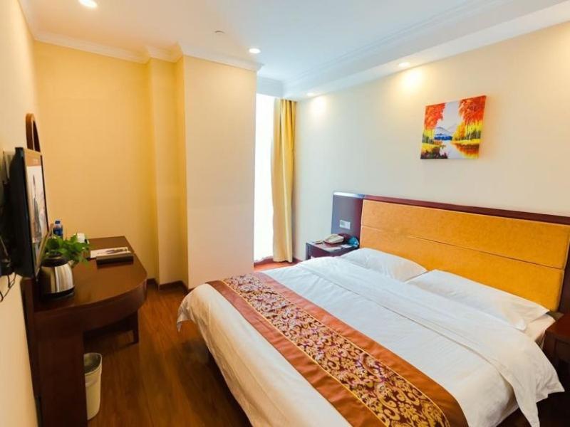 Jiading Vacations - GreenTree Inn ShangHai JiaDing the South of F1 Circuit FangTai Hardware Market Express Hotel - Property Image 3