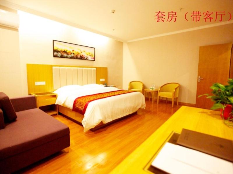 GreenTree Inn Jiangsu Yancheng Dongtai Huiyang Road Guofu Business Hotel