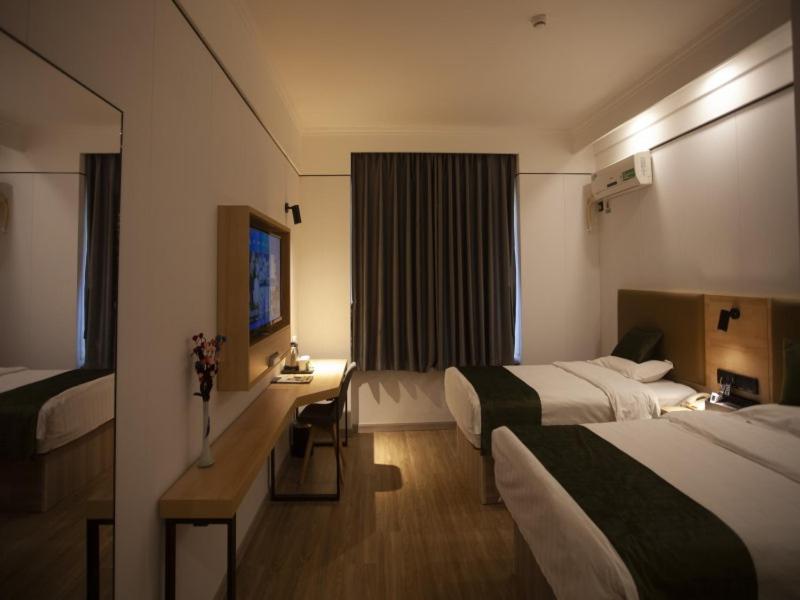 GreenTree Inn Jiangsu Lianyungang Guannan West Renmin Road Express Hotel - Property Image 23