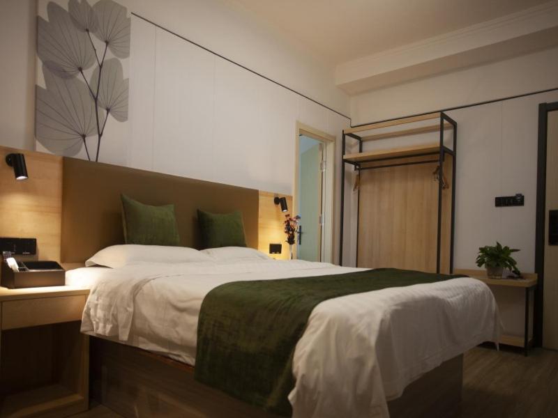 GreenTree Inn Jiangsu Lianyungang Guannan West Renmin Road Express Hotel - Property Image 24