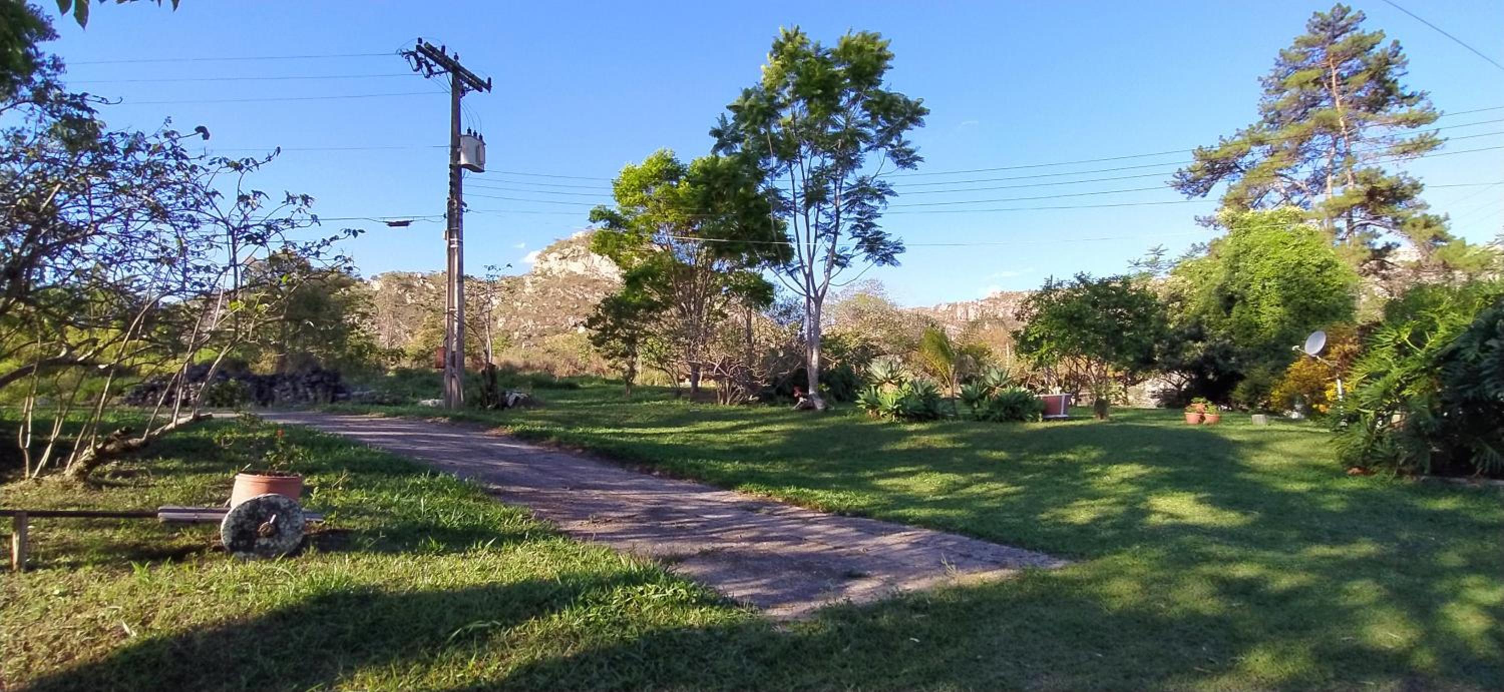 Camping São Pedro - Área de acampamento dentro de Diamantina view 5