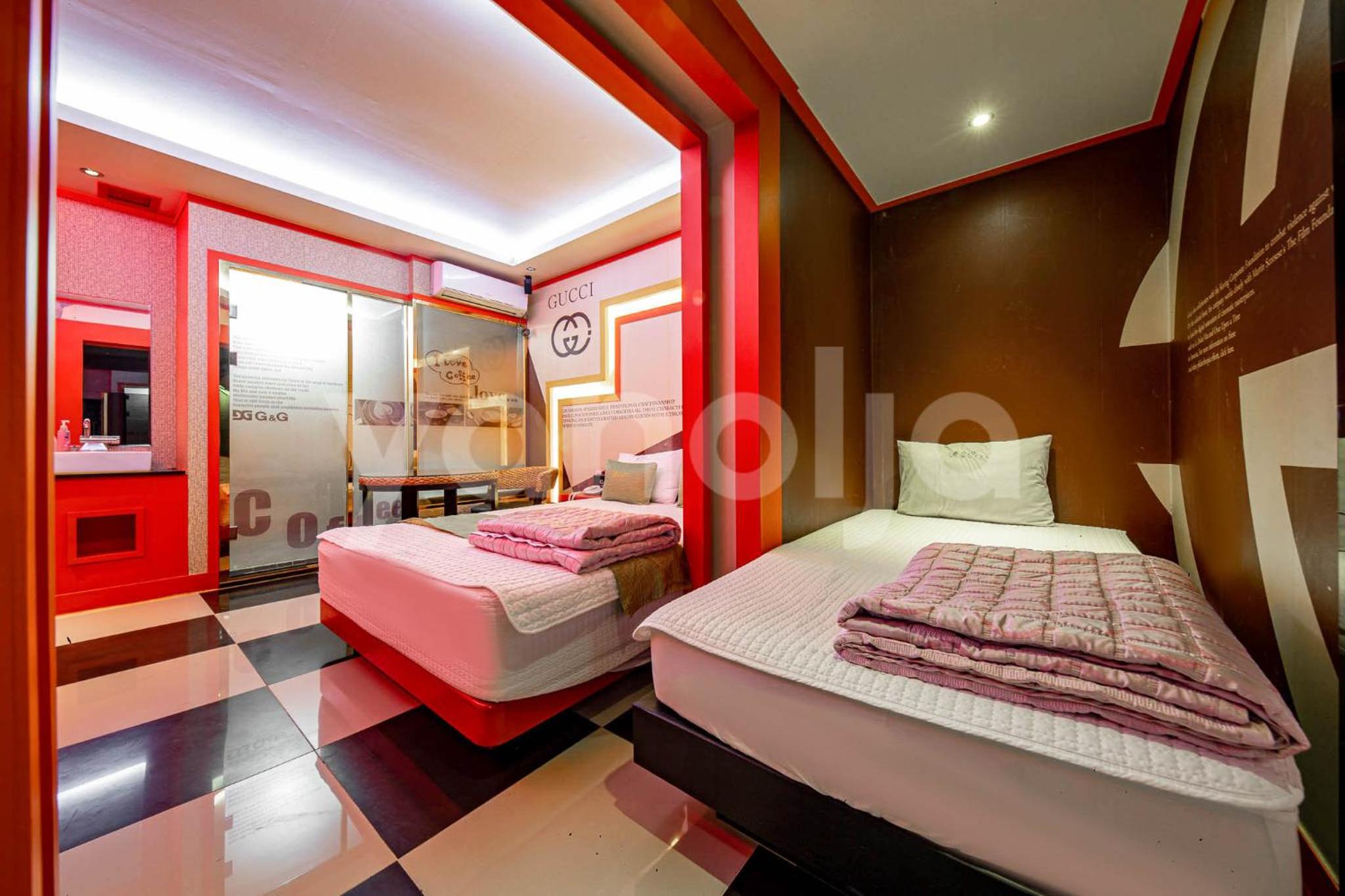 hotel room