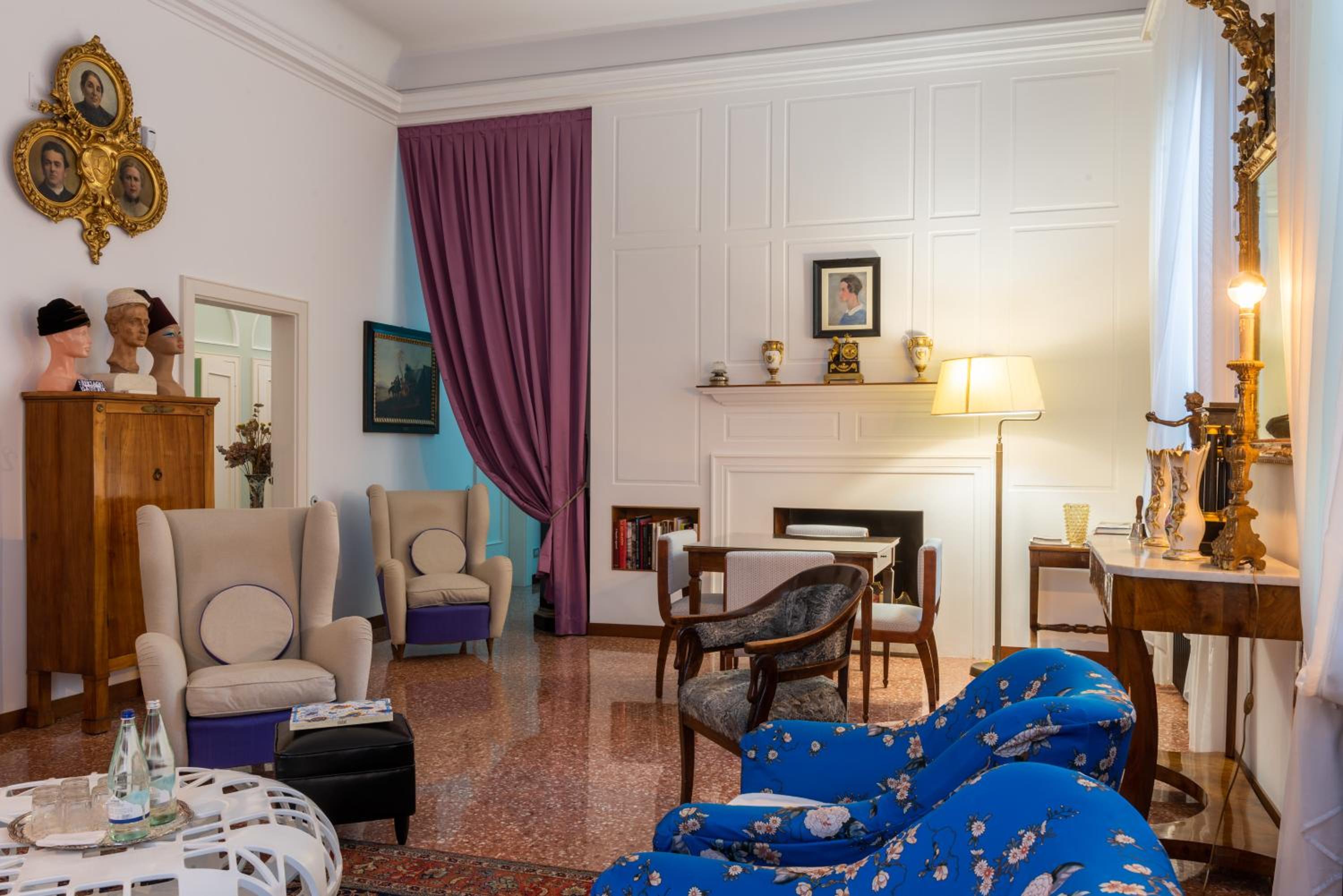 lounge