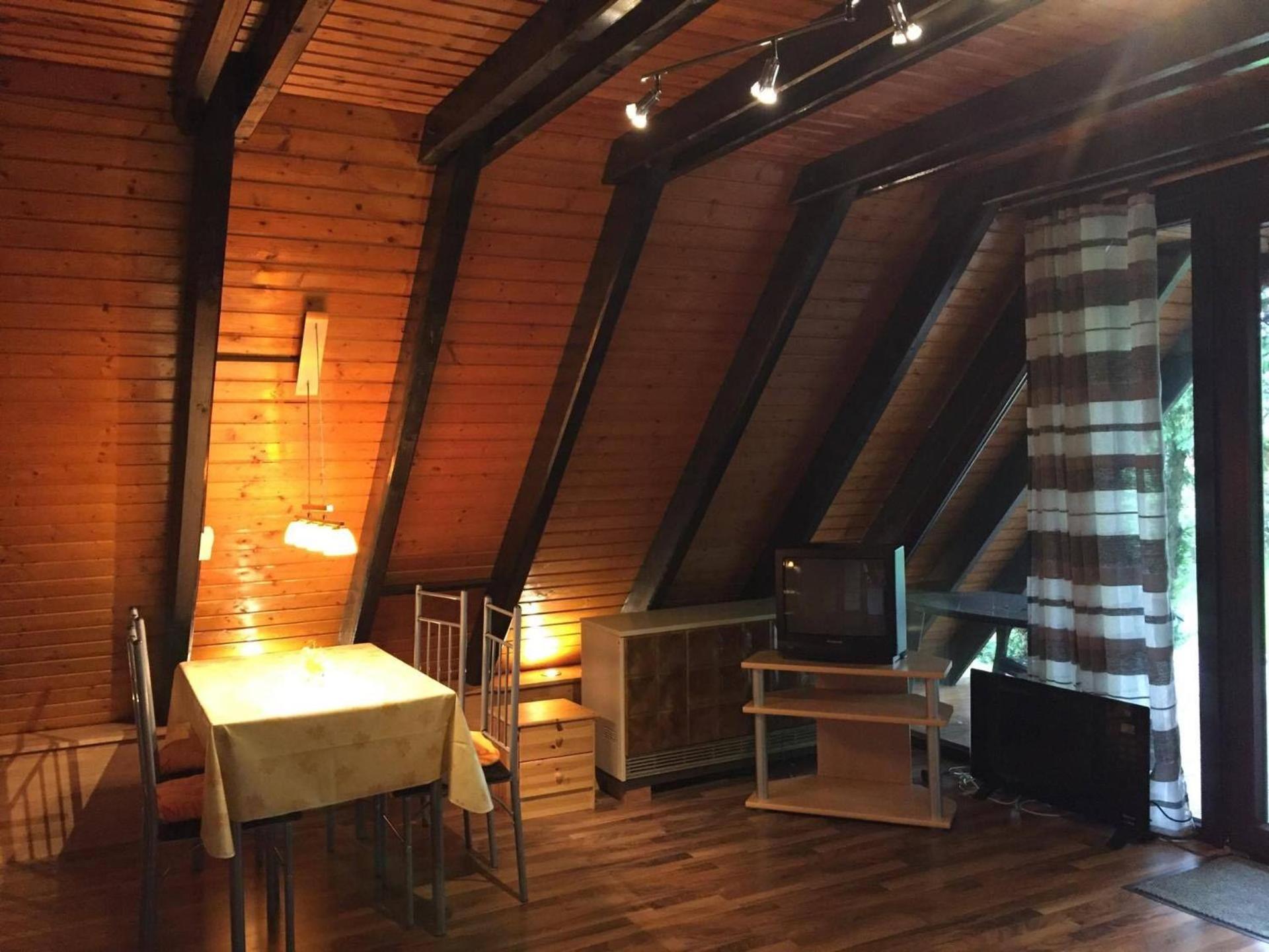 Familienfreundliches-Ferienhaus-mit-Waldrand-Lage