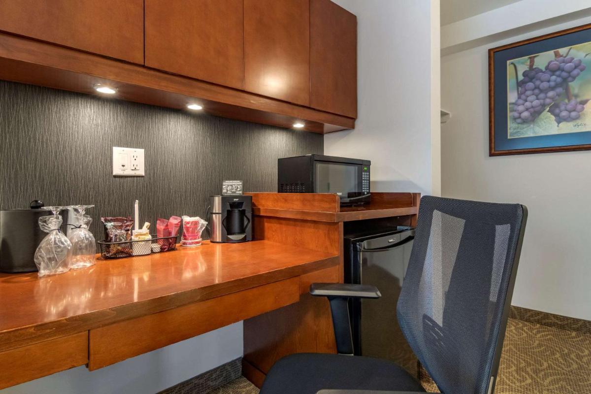 Hotel Penticton, Ascend Hotel Collection-1