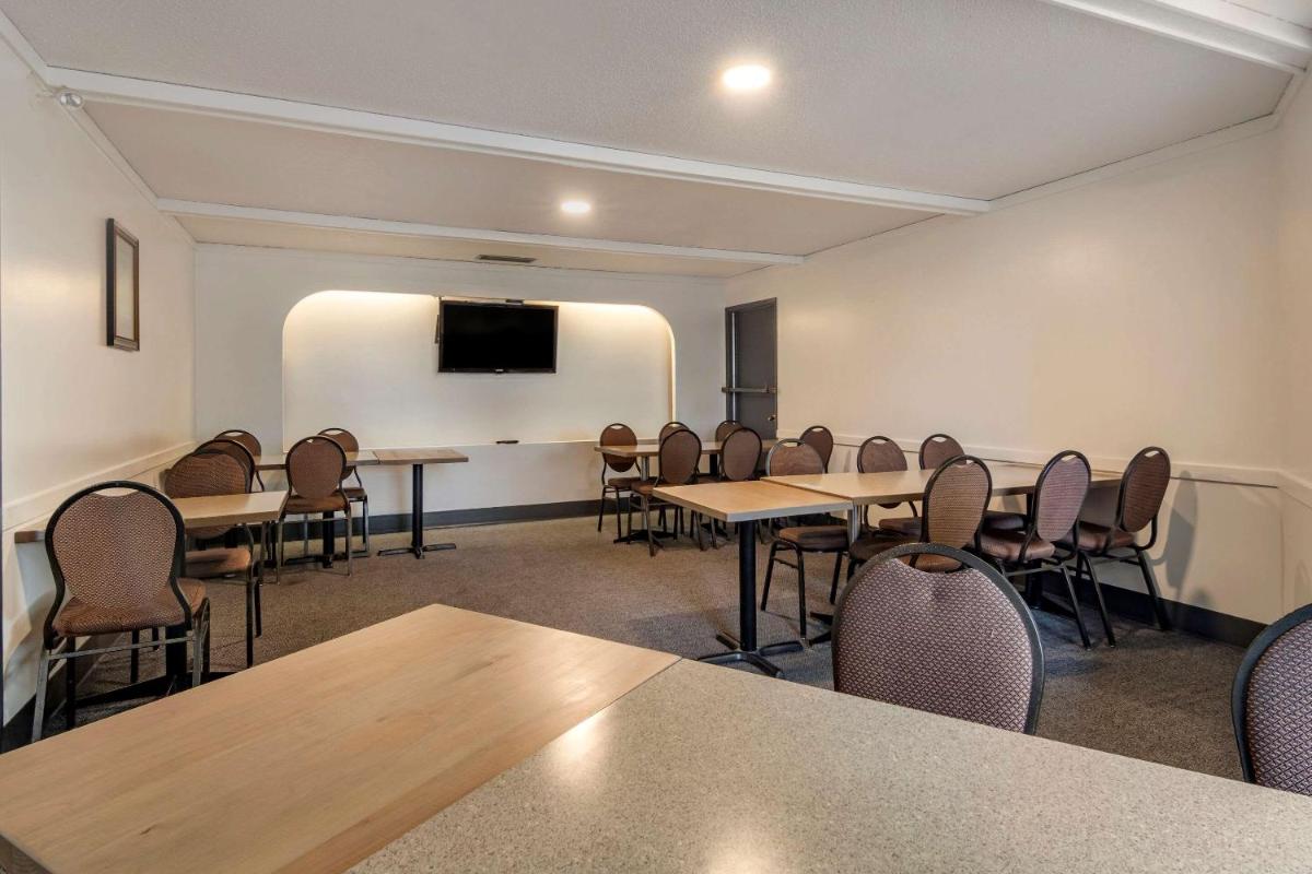 meeting room
