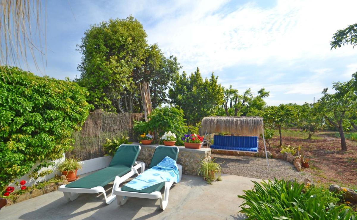 Idyllic finca in Puerto Pollensa view 5