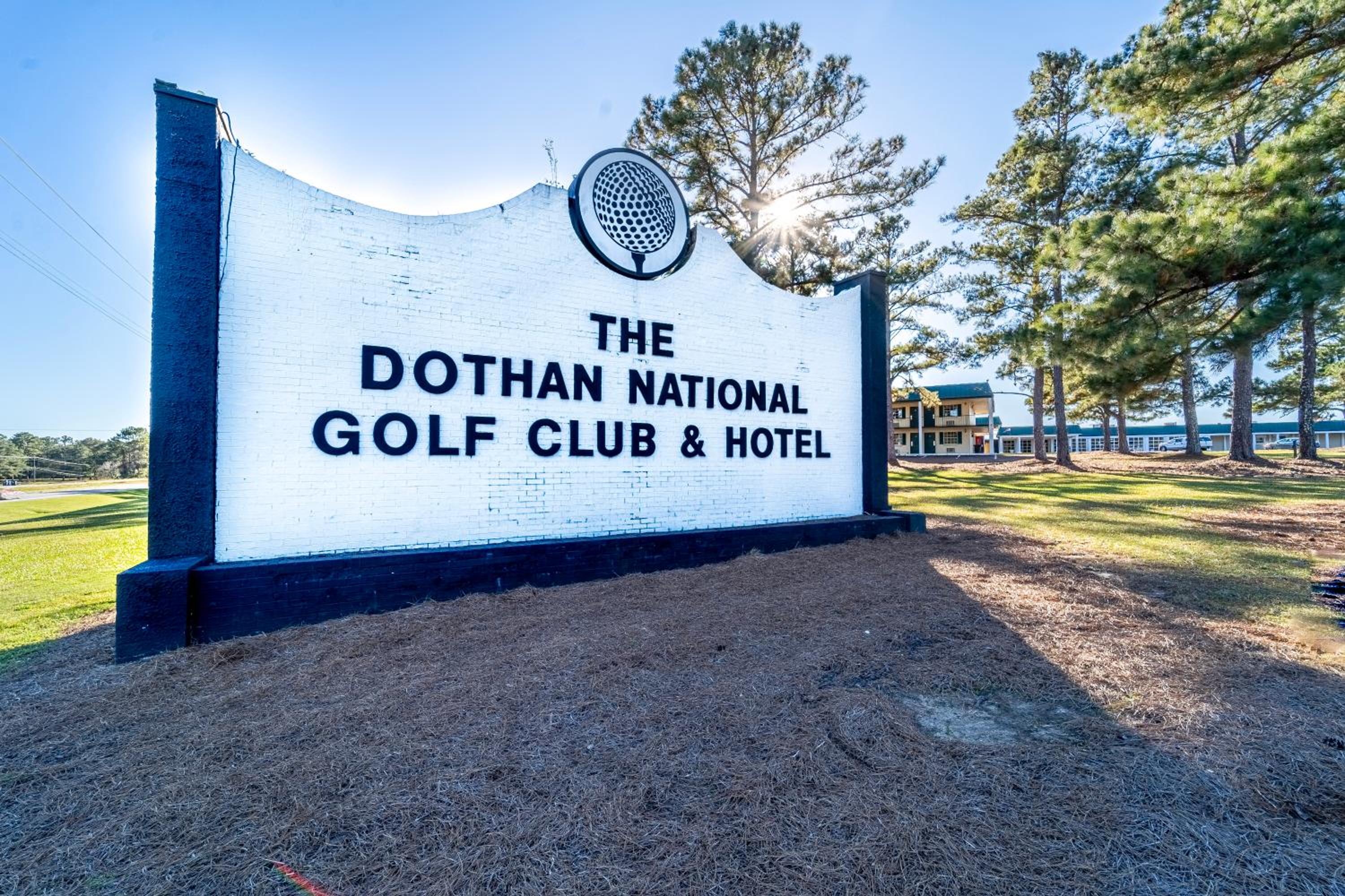 Dothan National Golf Club and Hotel