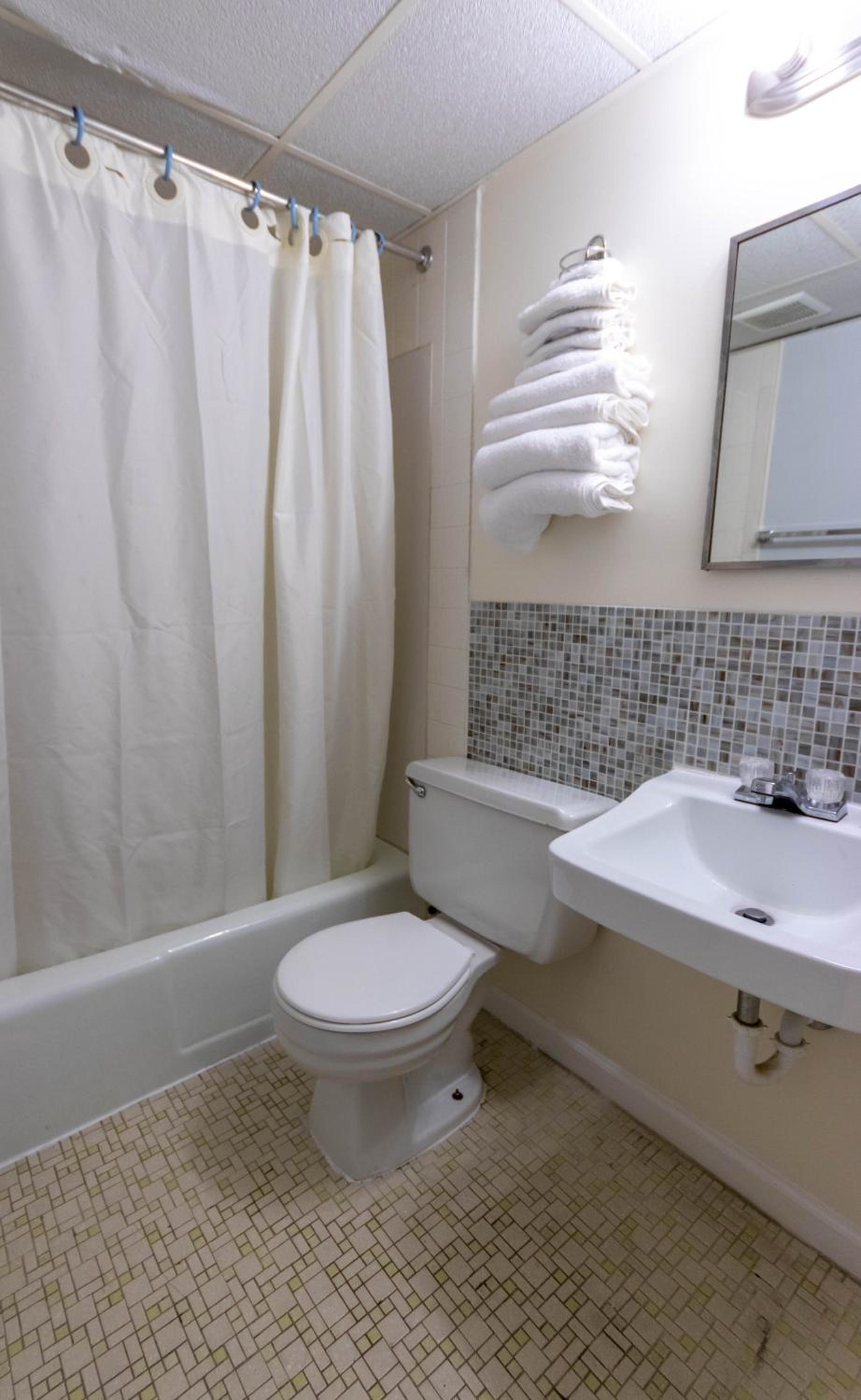 Rideau Oceanfront Motel