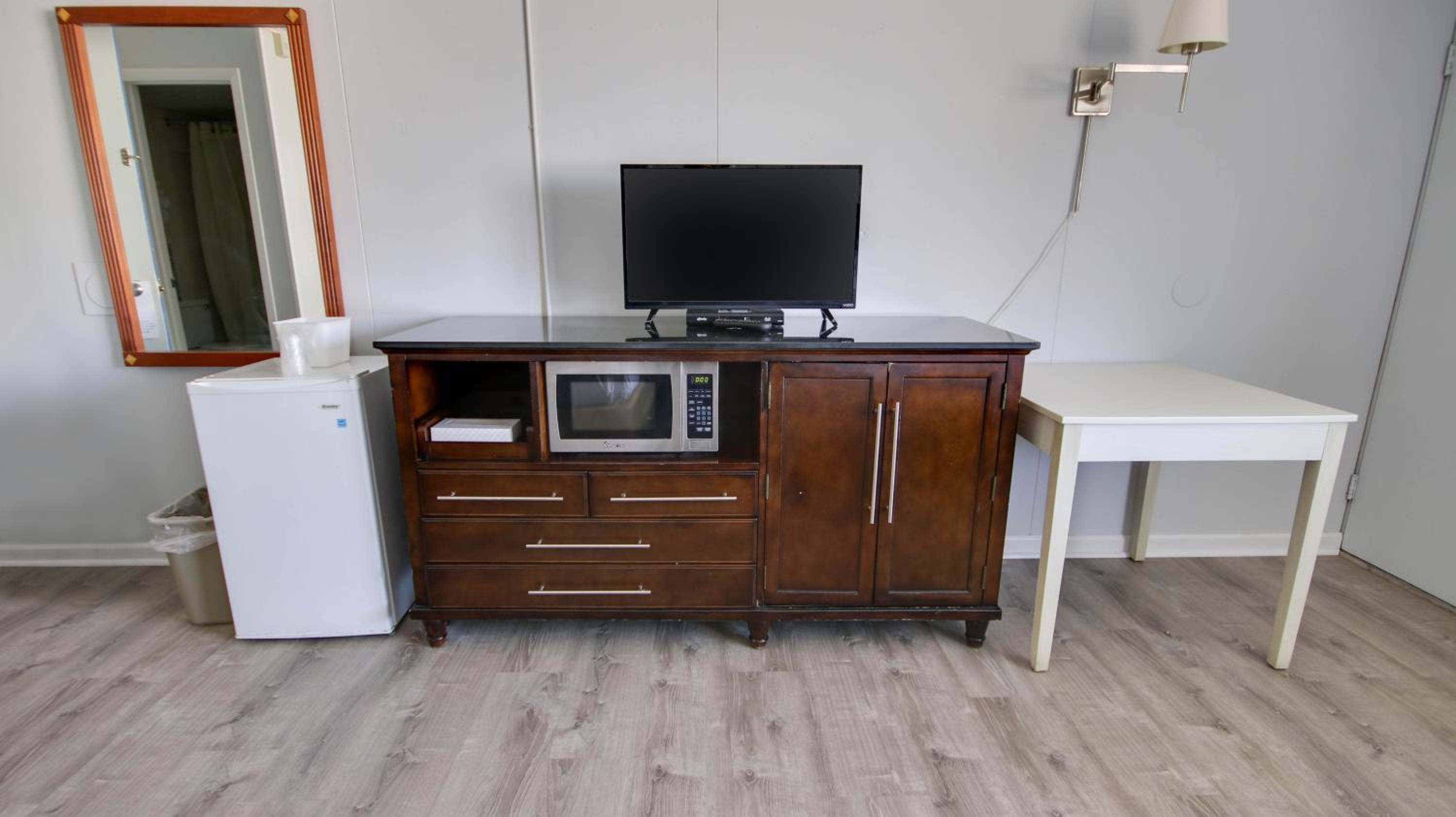 Rideau Oceanfront Motel