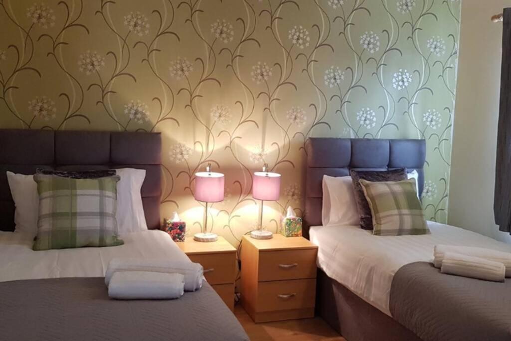 Delight Marvel-Derby House at Maidstone view 2