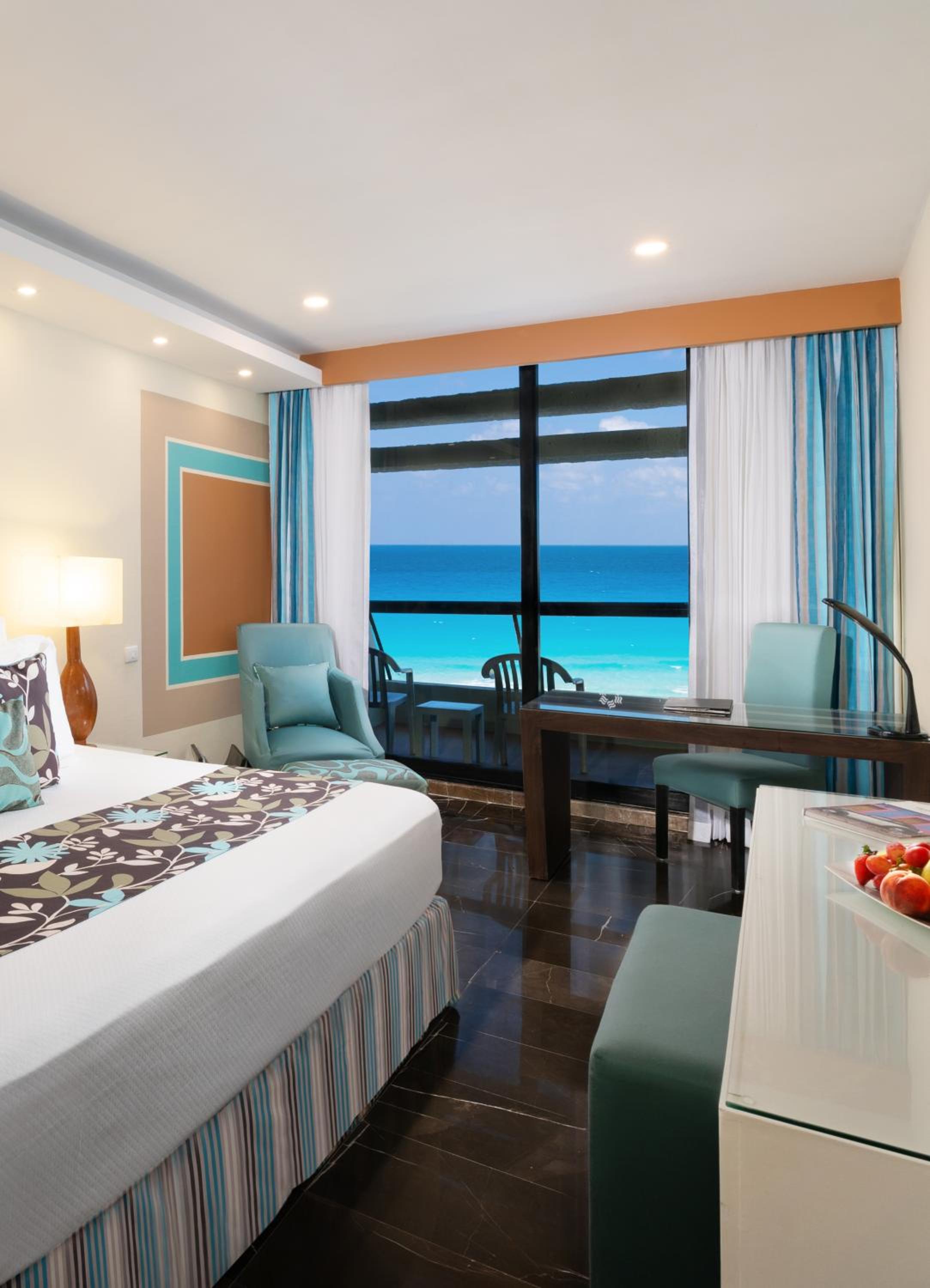 The Pyramid Cancun by Oasis - All Inclusive