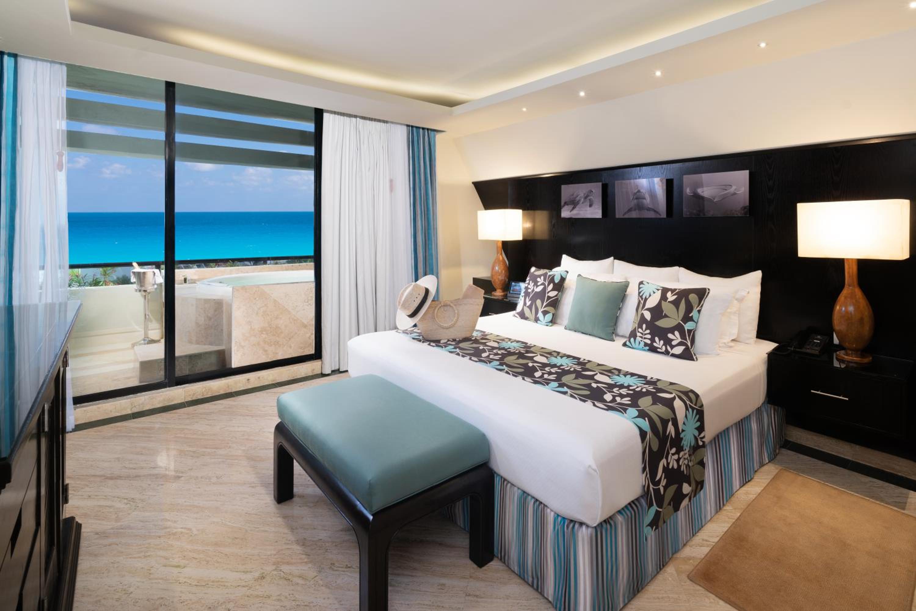 The Pyramid Cancun by Oasis - All Inclusive