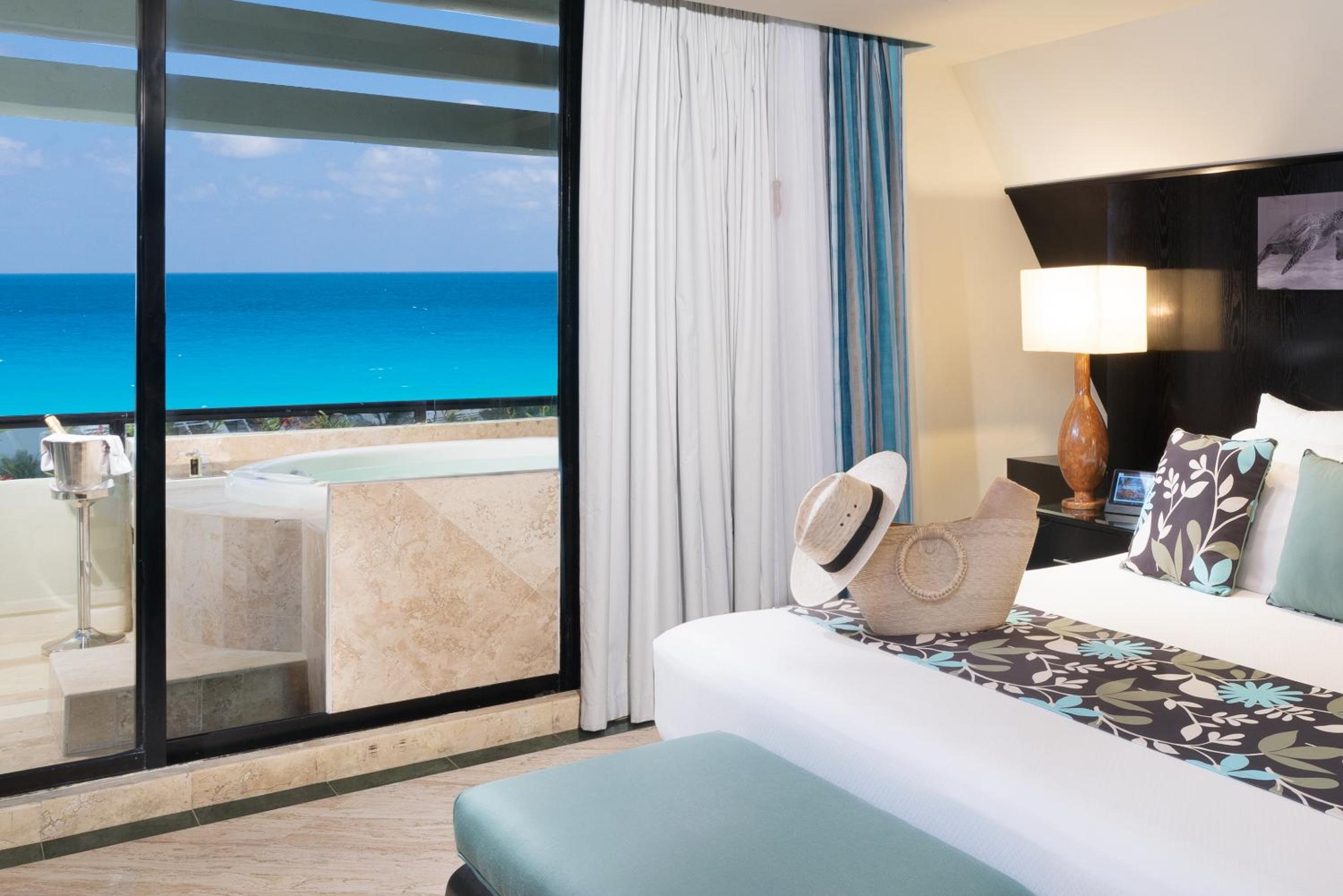The Pyramid Cancun by Oasis - All Inclusive