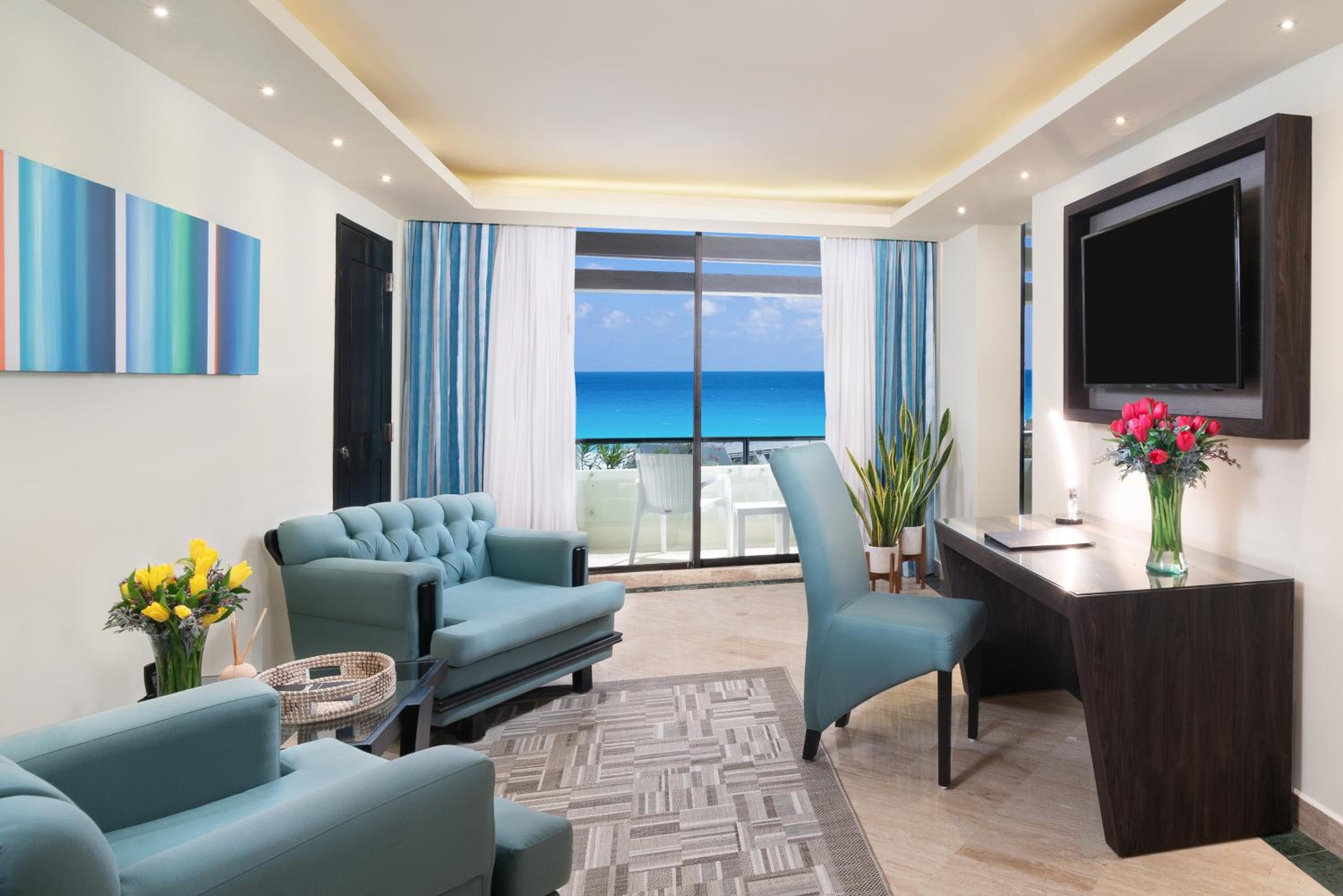 The Pyramid Cancun by Oasis - All Inclusive